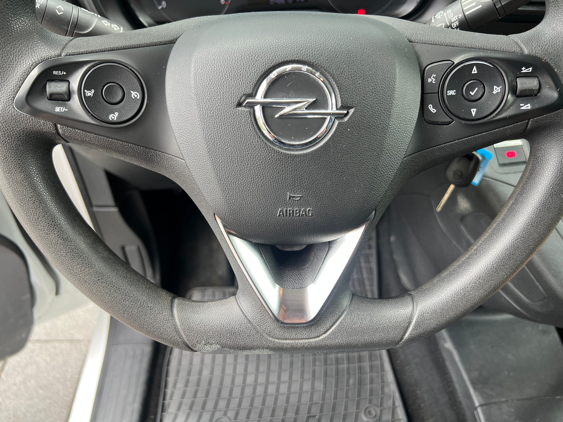 OPEL Combo 1.2 Benzin-image-9