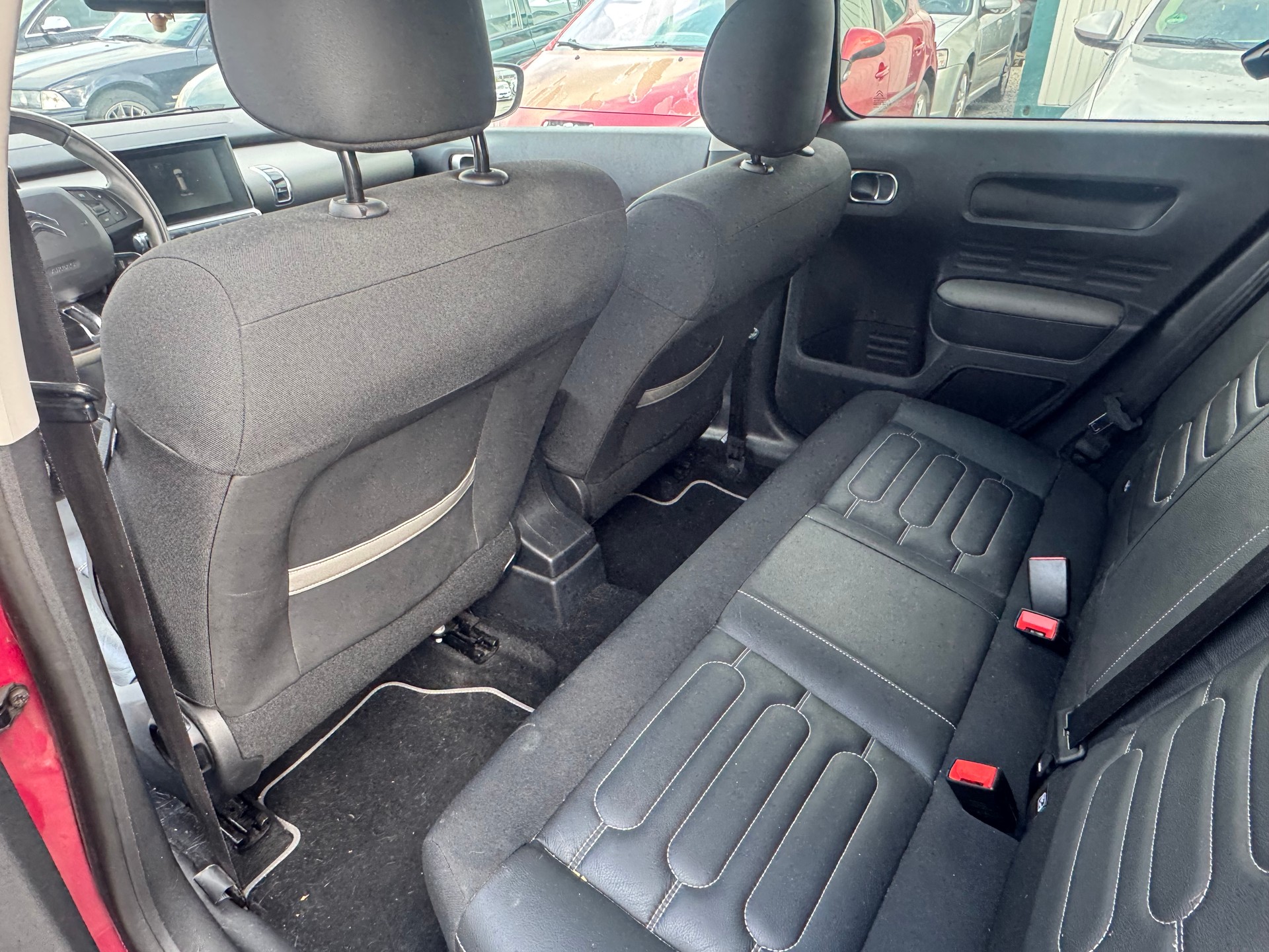 CITROEN C4 Cactus 1.6 BlueHDi Shine Edition ETG6-image-9