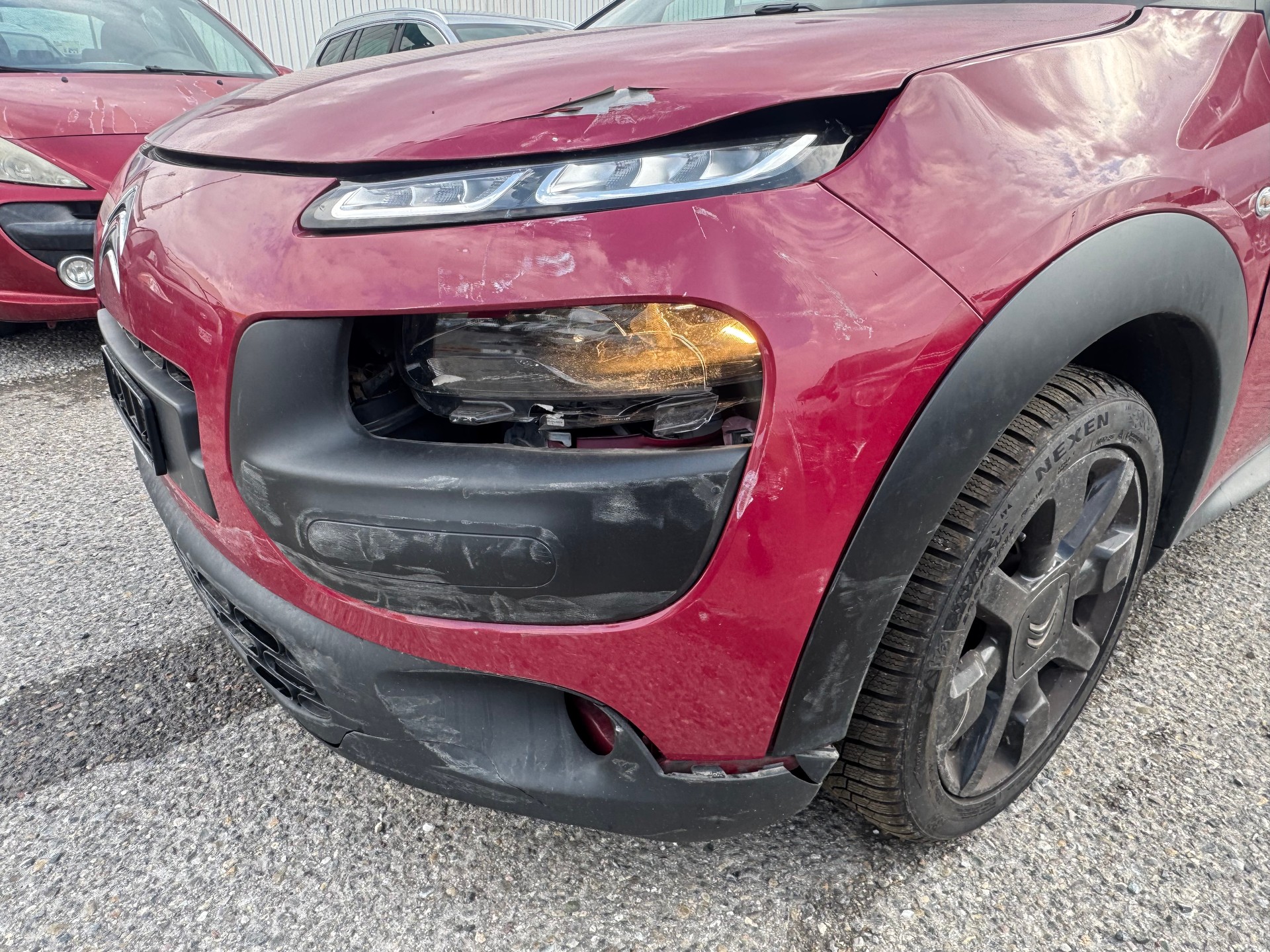 CITROEN C4 Cactus 1.6 BlueHDi Shine Edition ETG6-image-6