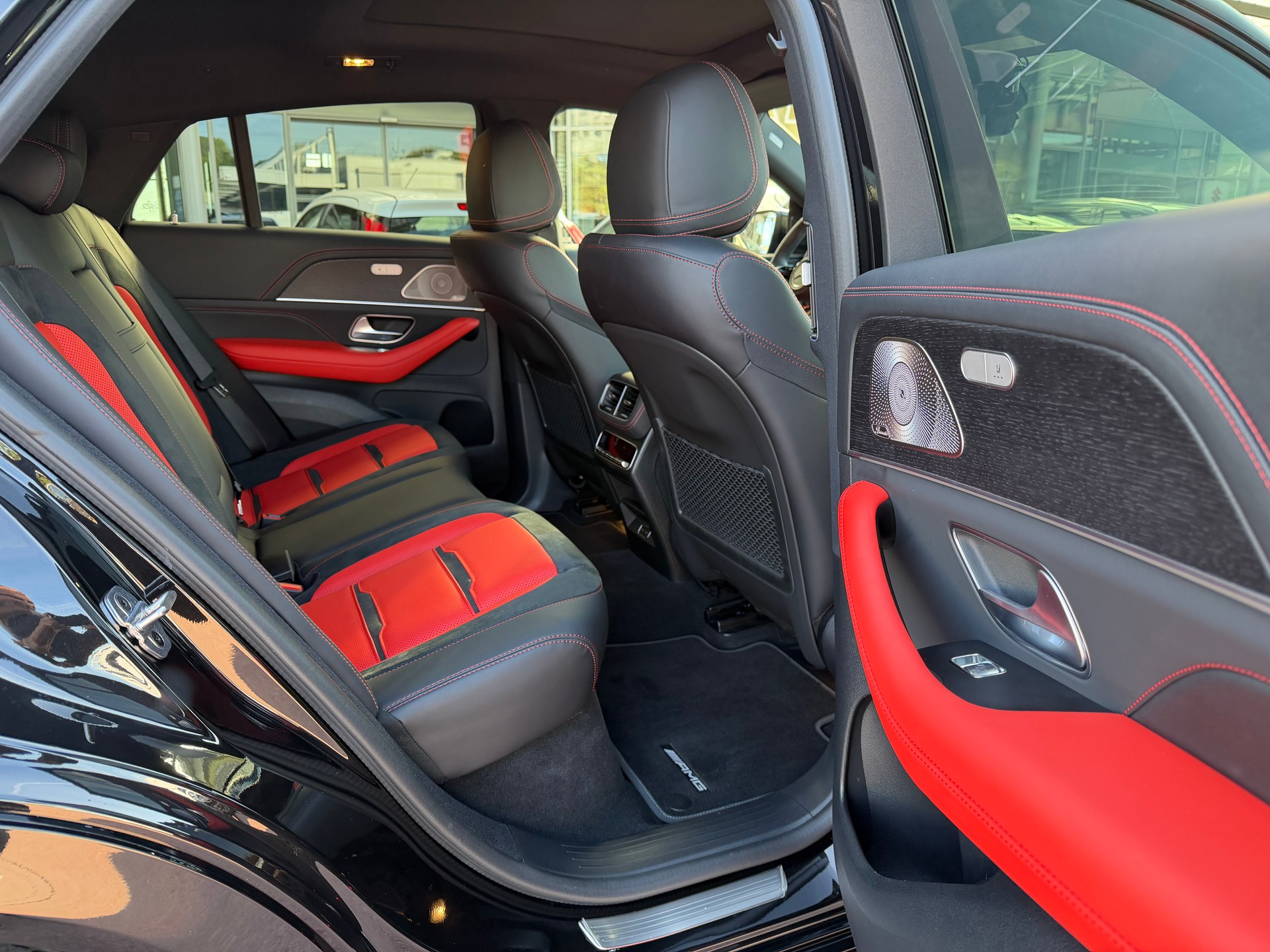 MERCEDES-BENZ GLE 53 Hybrid EQ Star AMG 4matic+-image-5
