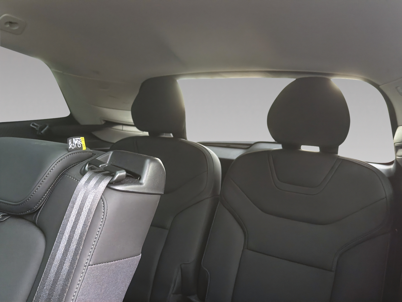VOLVO EX90 Twin Plus AWD-image-19