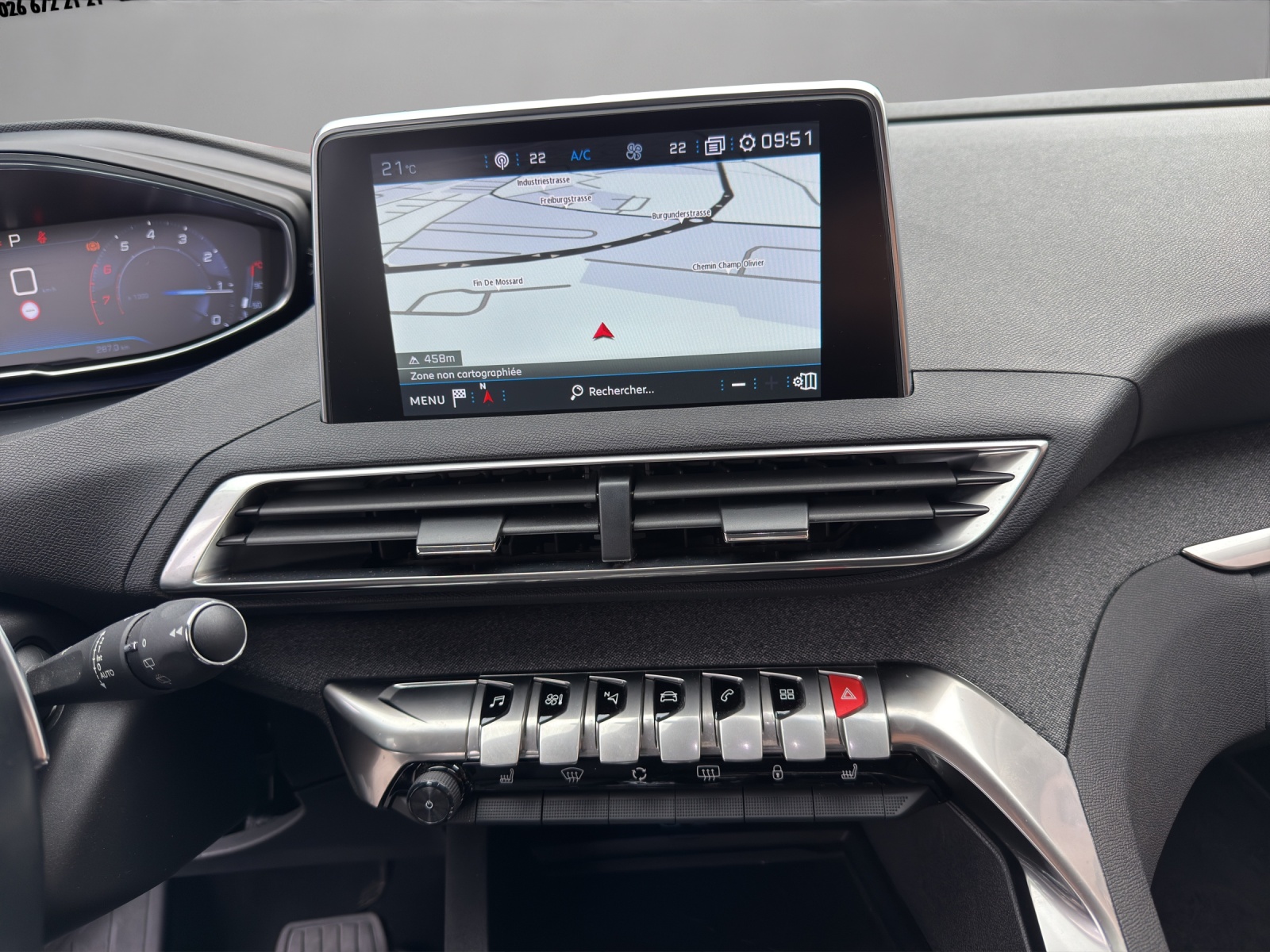 PEUGEOT 3008 1.2 PureTech Active EAT-image-14