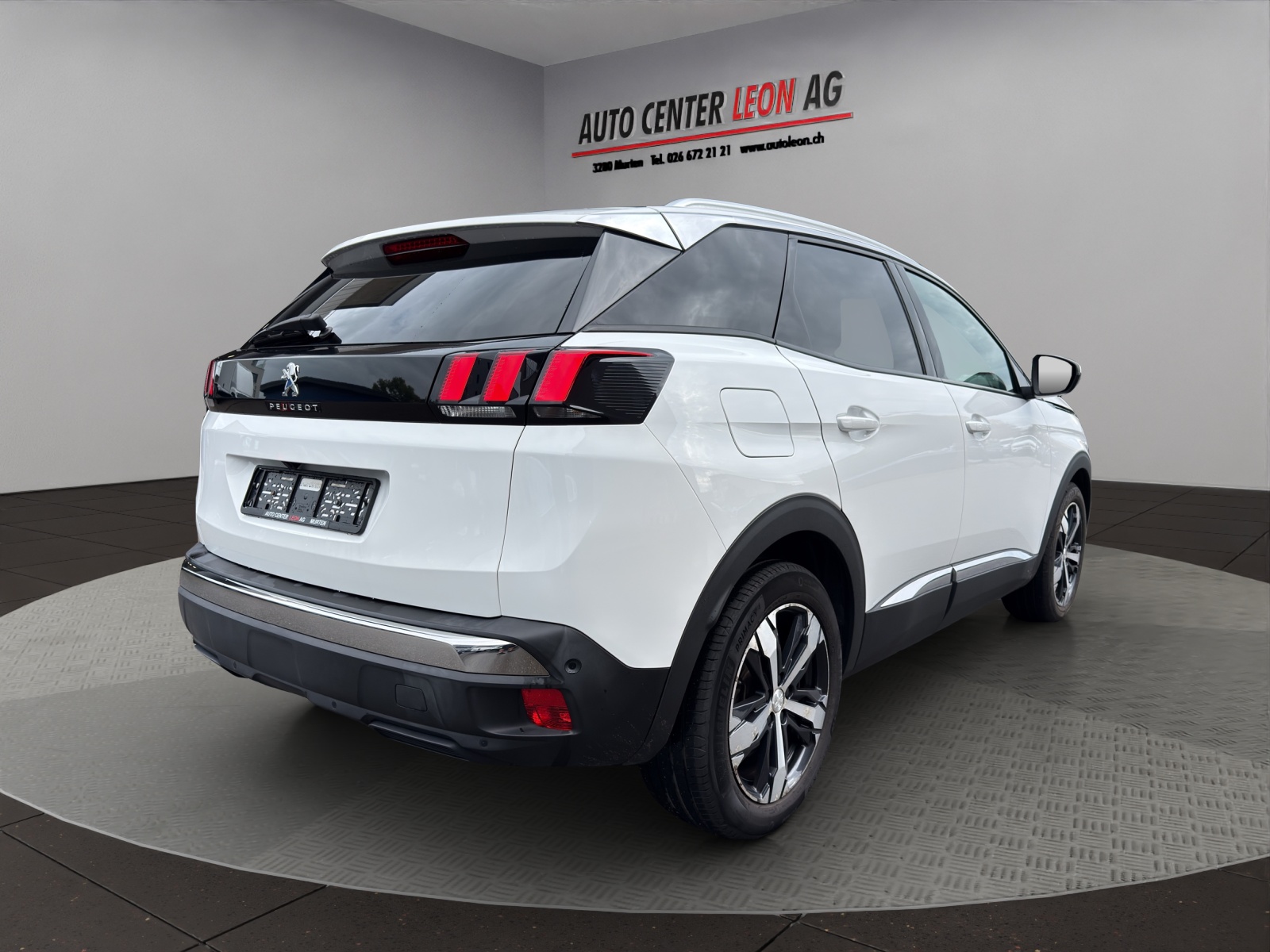 PEUGEOT 3008 1.2 PureTech Active EAT-image-5