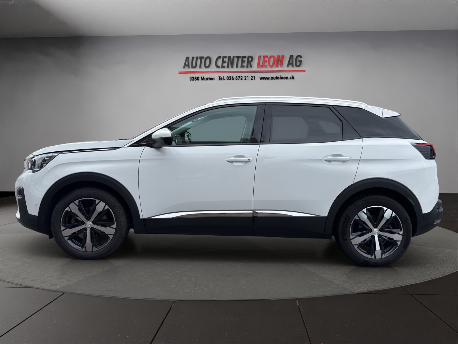 PEUGEOT 3008 1.2 PureTech Active EAT-image-2