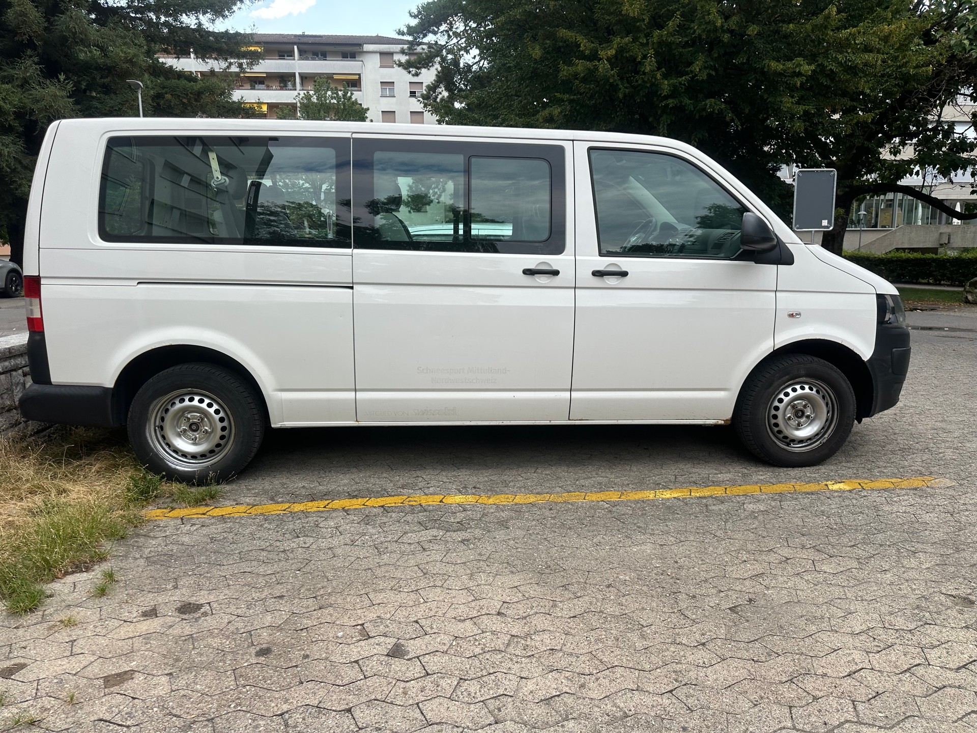 VW T5 2.0 TDI BMT 4Motion-image-2