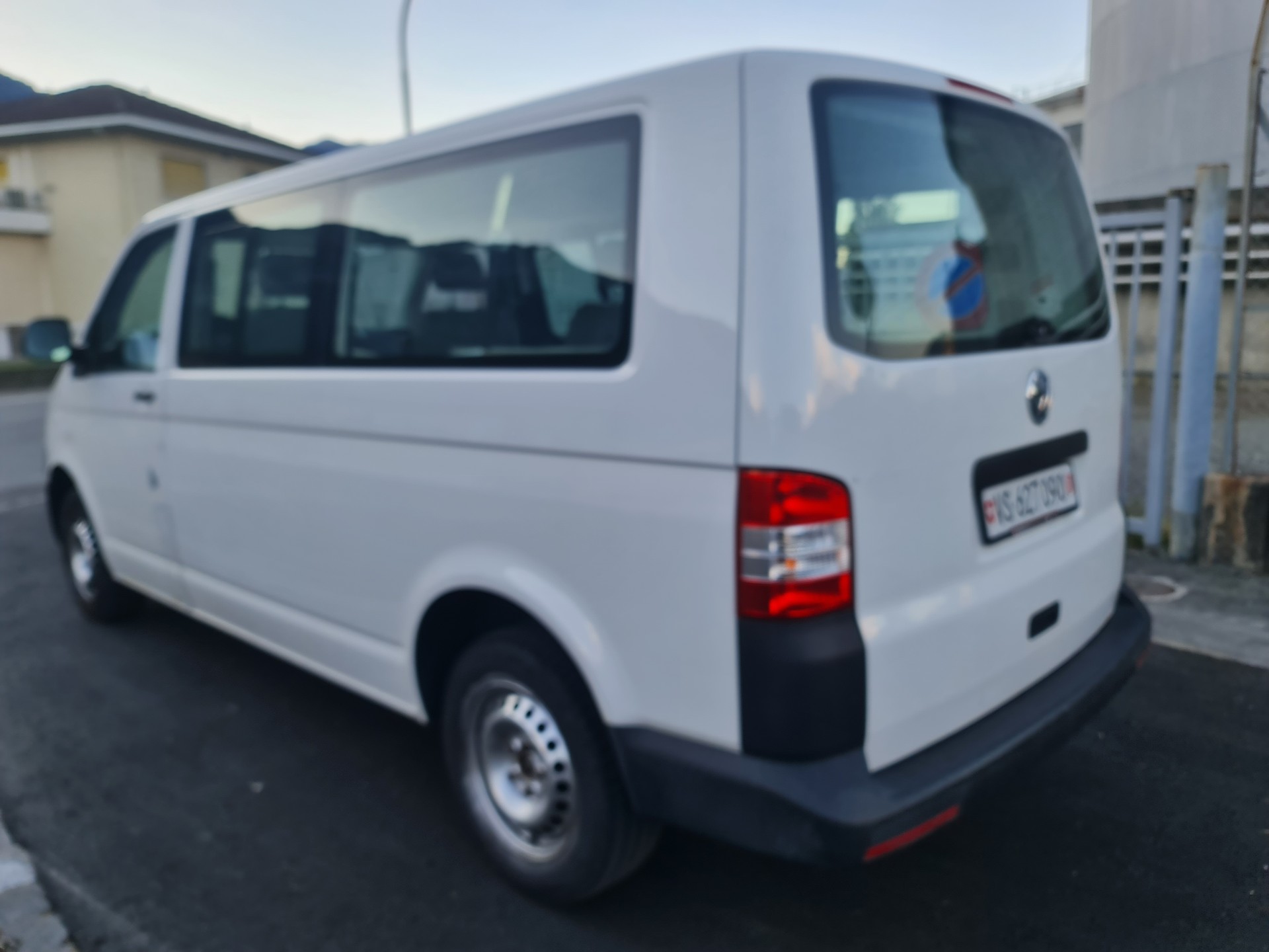 VW T5 2.0 TDI BMT 4Motion-image-2