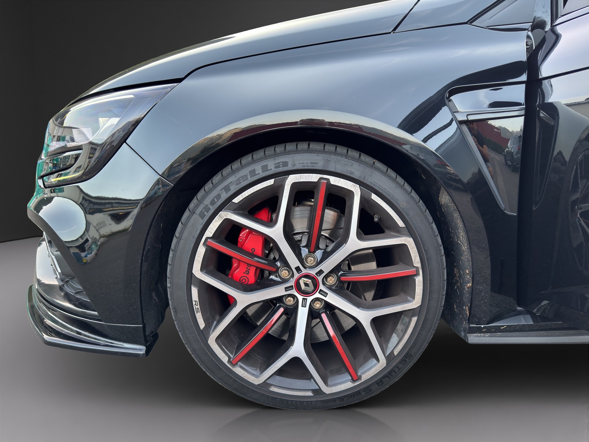 RENAULT Mégane Trophy 300 EDC-image-8