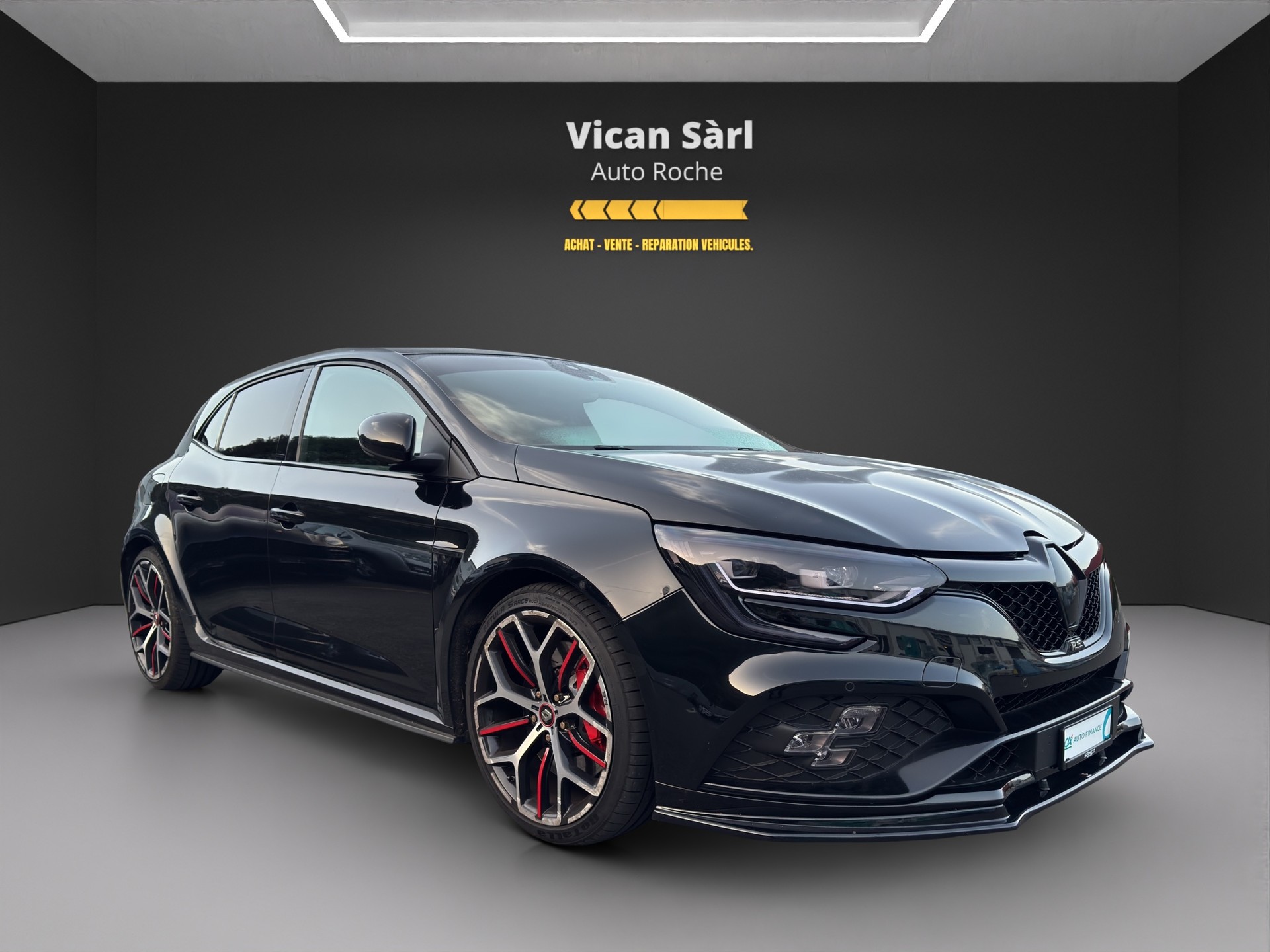 RENAULT Mégane Trophy 300 EDC-image-1