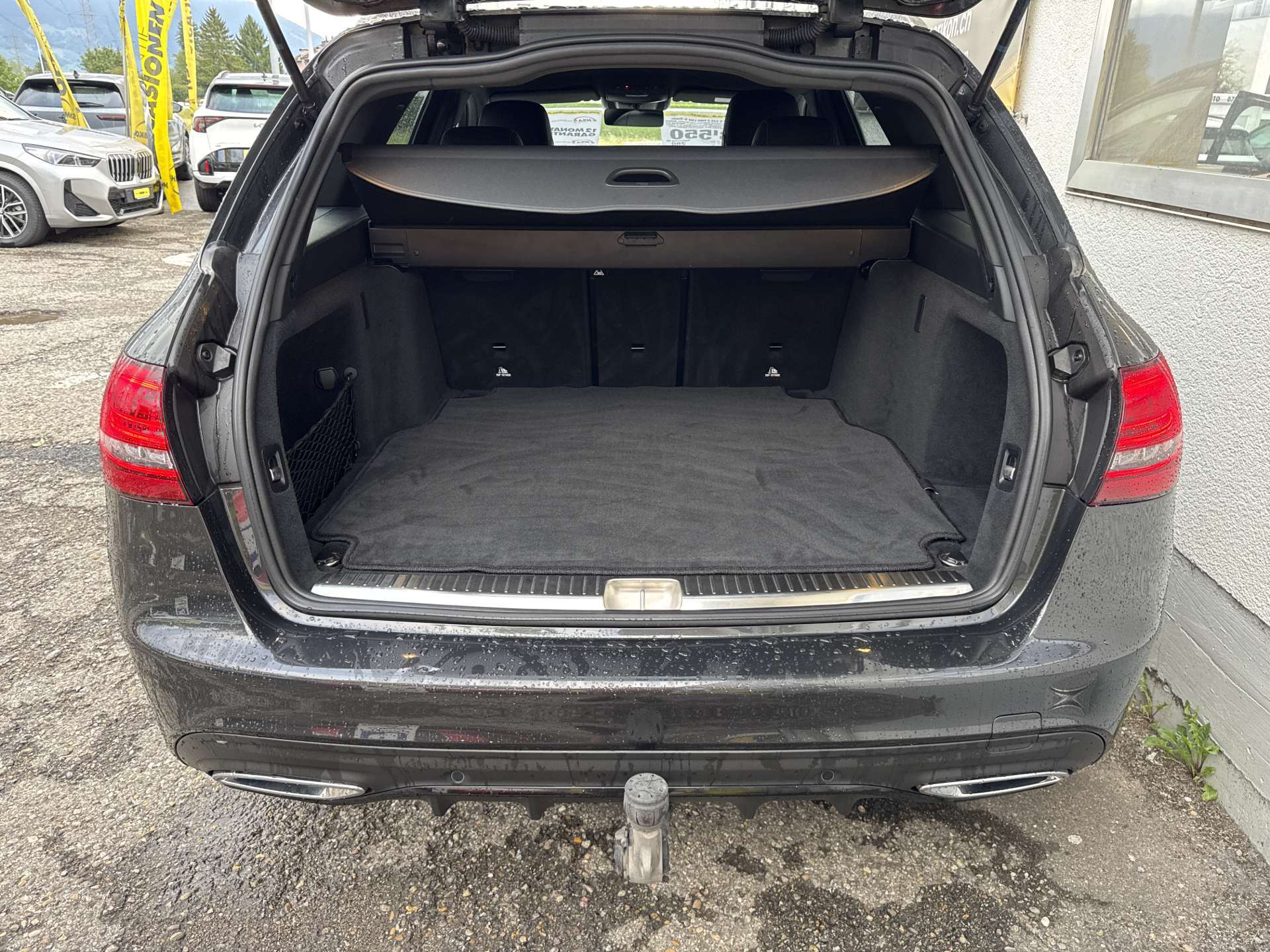 MERCEDES-BENZ C 220 d AMG Line G-Tronic Automat-image-8