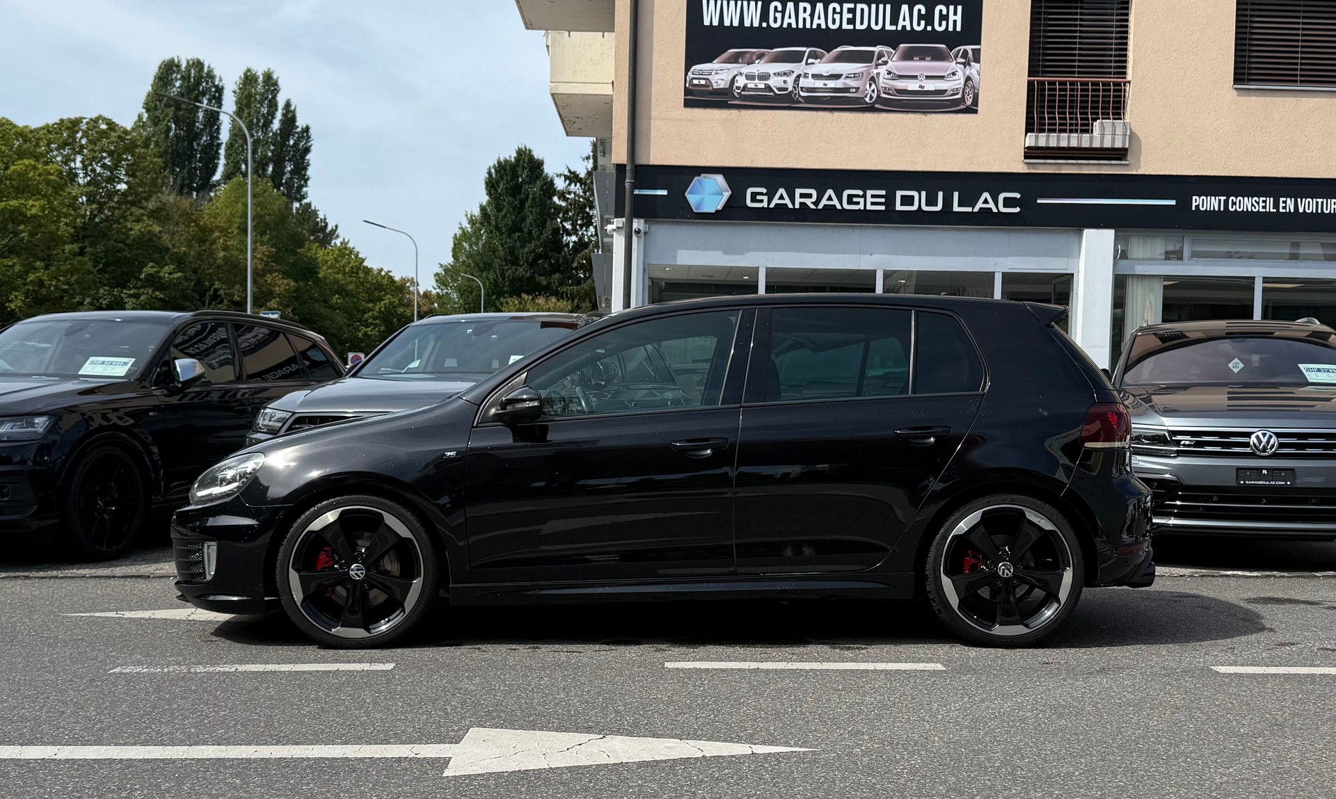 VW Golf 2.0 TSI GTI Edition 35-image-10