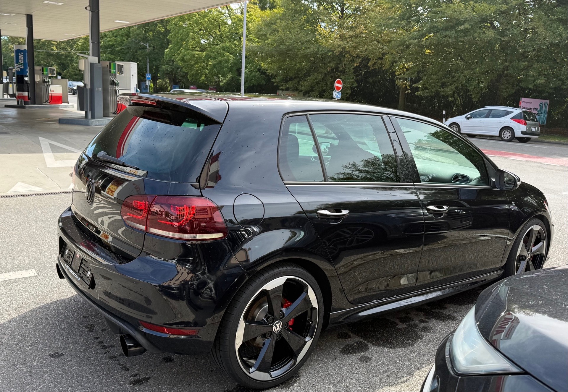 VW Golf 2.0 TSI GTI Edition 35-image-4