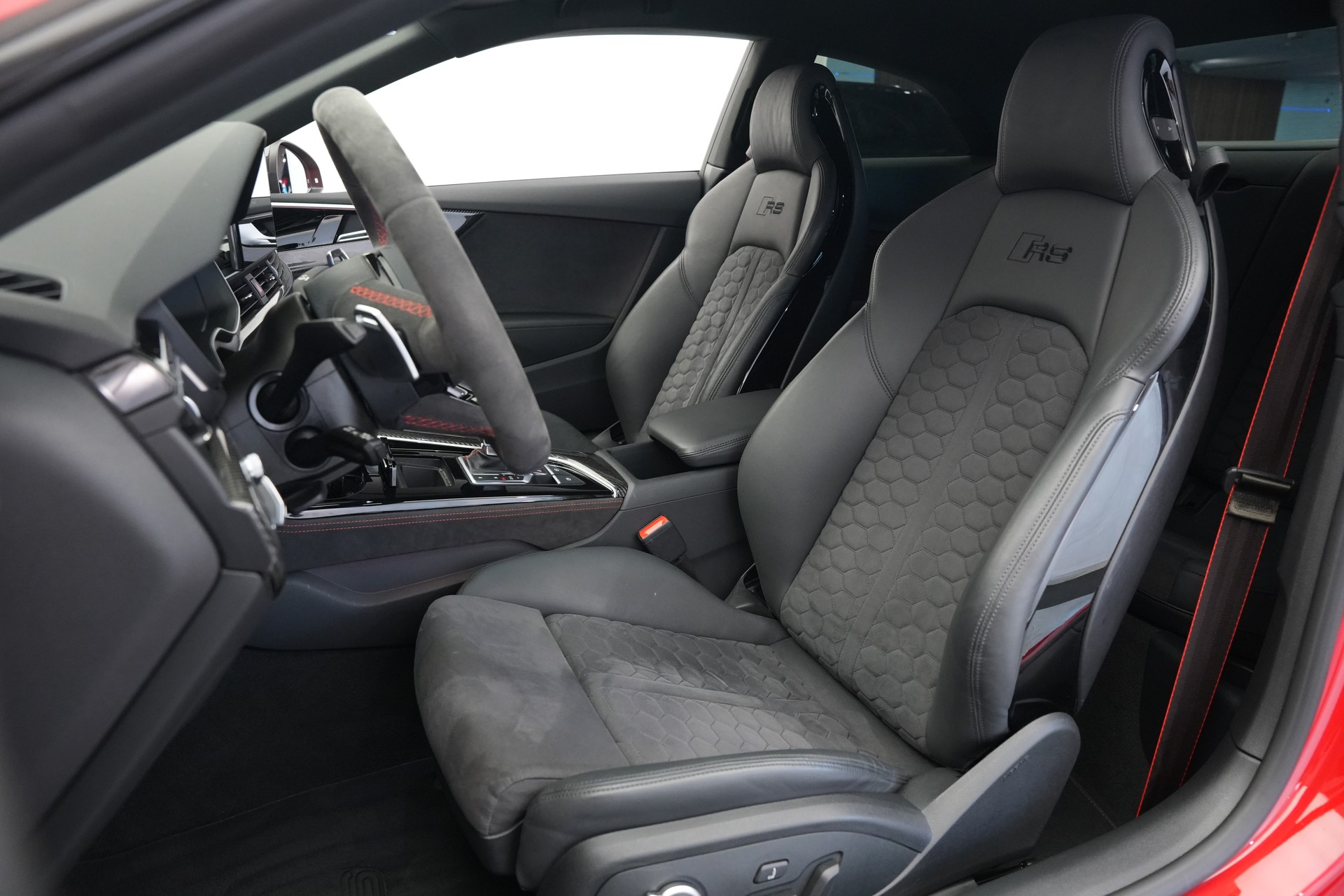 AUDI RS5 Coupé 2.9 TFSI quattro tiptronic *Competition Plus* *Carbon Paket*-image-12