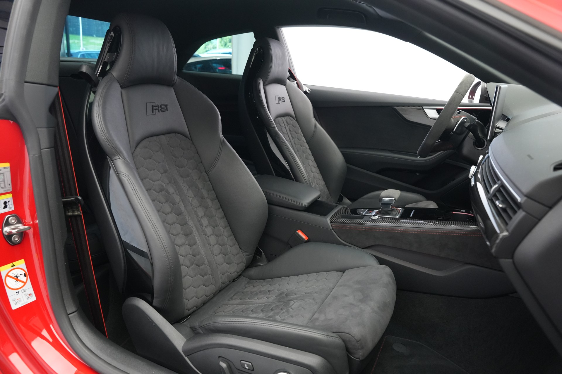 AUDI RS5 Coupé 2.9 TFSI quattro tiptronic *Competition Plus* *Carbon Paket*-image-13