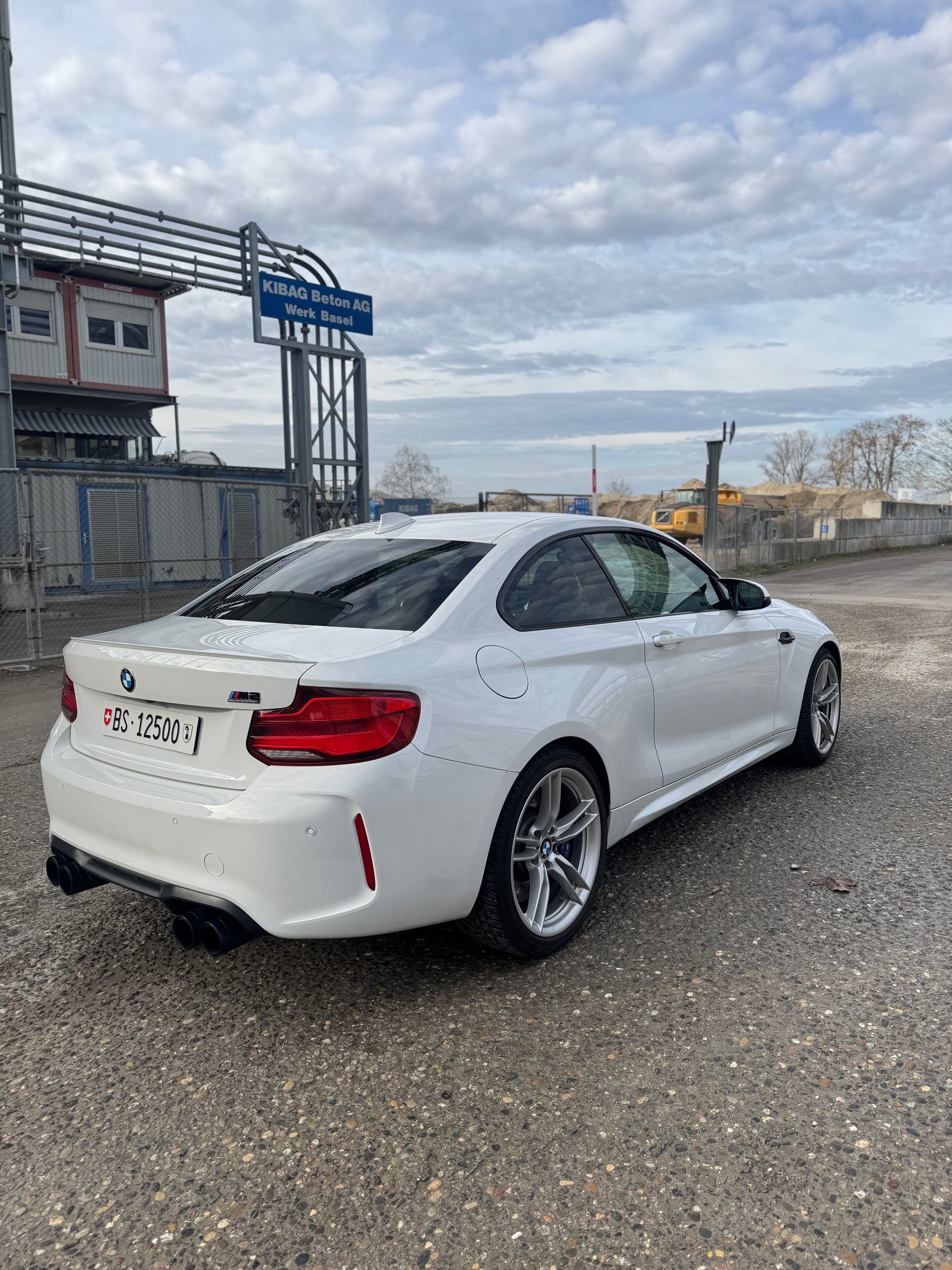 BMW M2 Competition-image-3