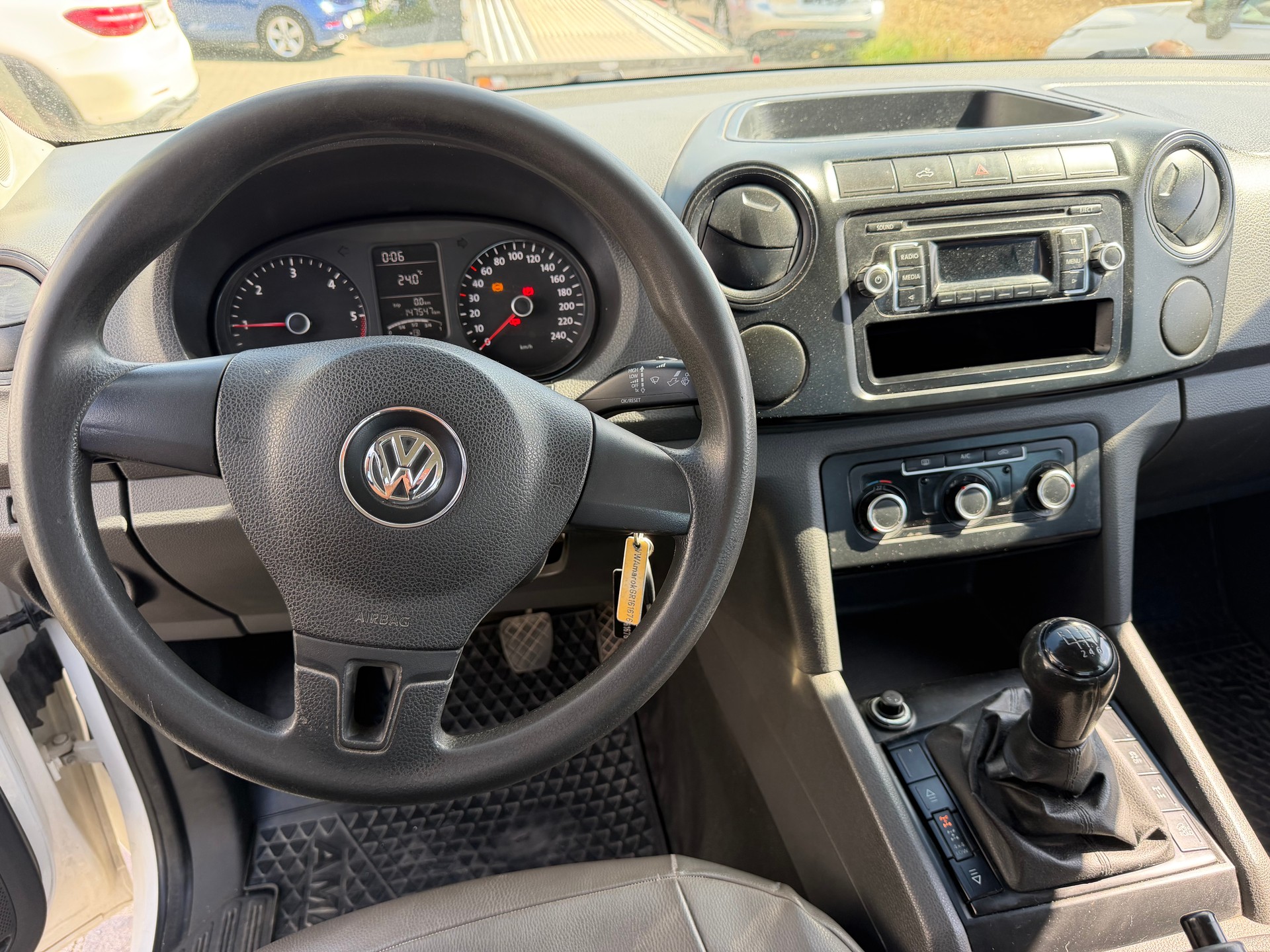 VW Amarok 2.0 BiTDI Highline 4Motion-image-6