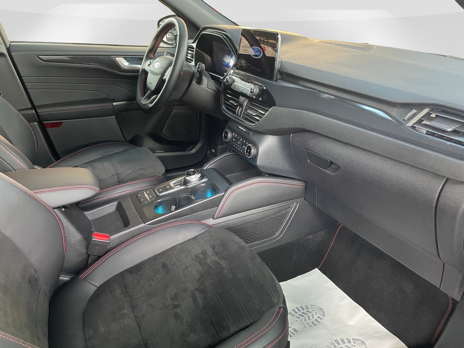 FORD Kuga 2.5 Hybrid ST-Line X 4x4-image-11