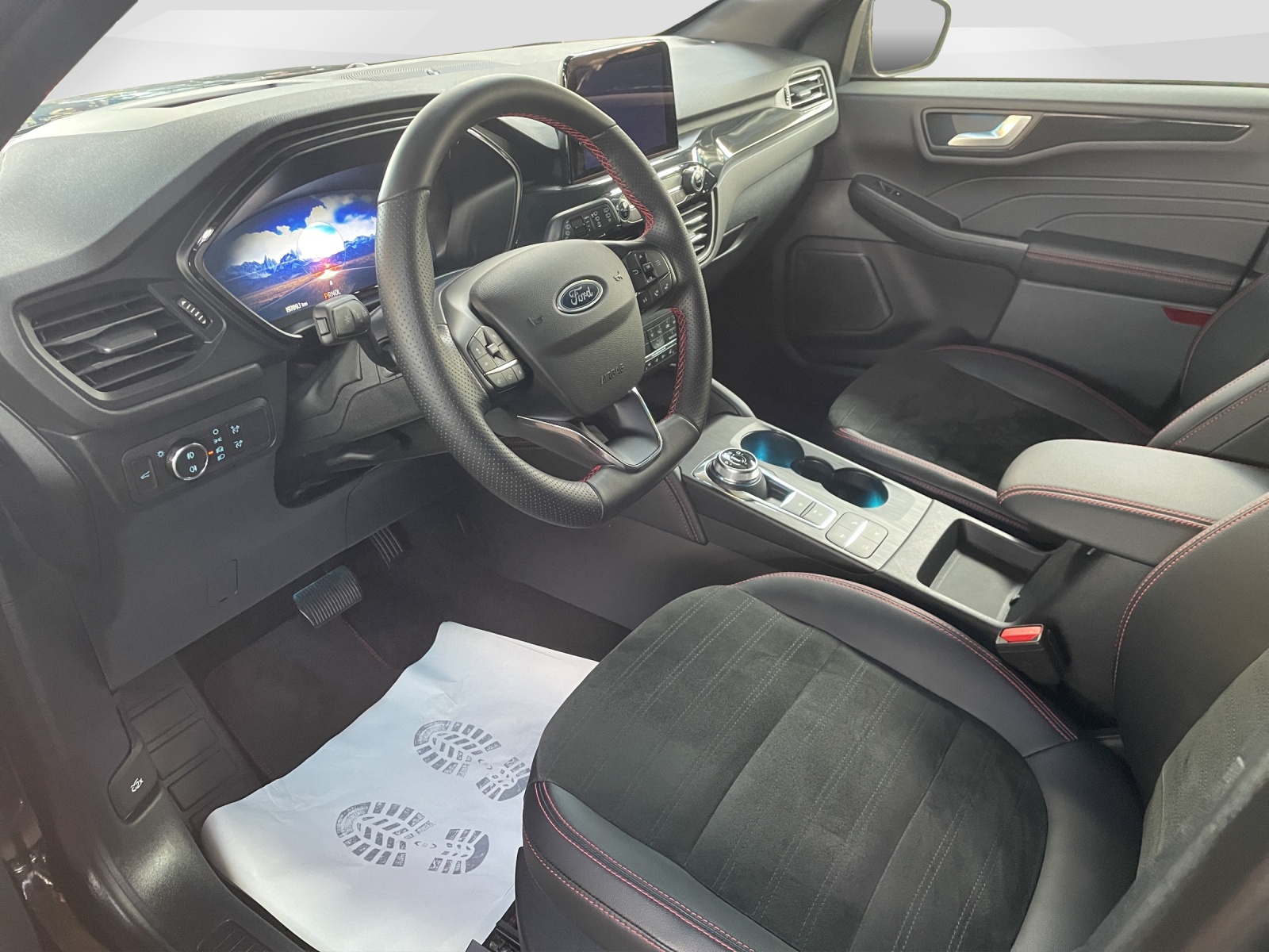 FORD Kuga 2.5 Hybrid ST-Line X 4x4-image-6