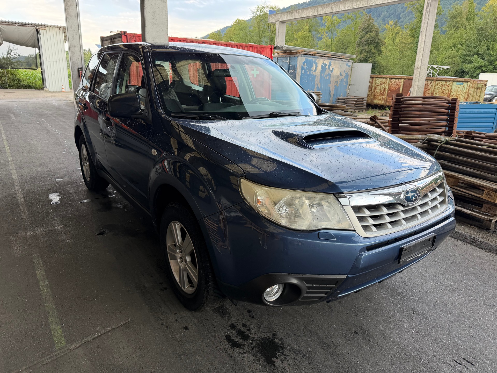 SUBARU Forester 2.0D X Swiss-showroom-element-1