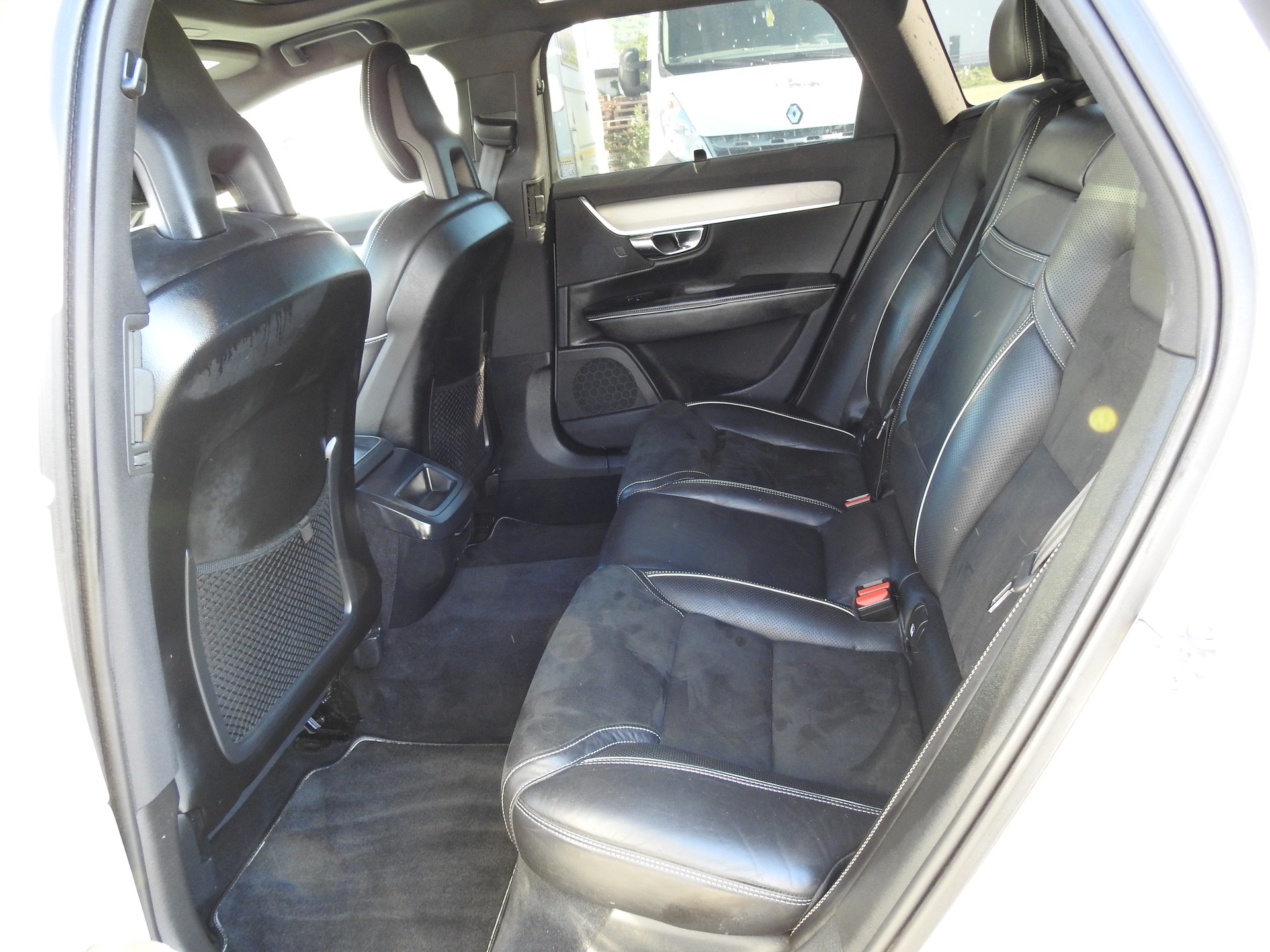 VOLVO V90 D5 AWD R-Design Geartronic Powerpulse-image-14