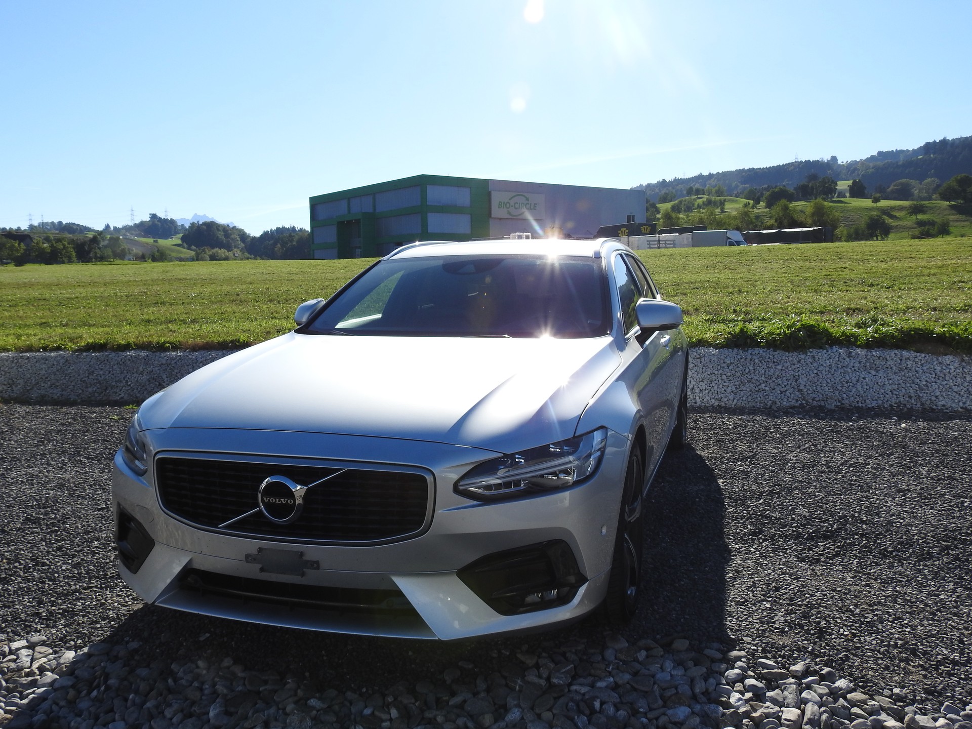 VOLVO V90 D5 AWD R-Design Geartronic Powerpulse-image-0