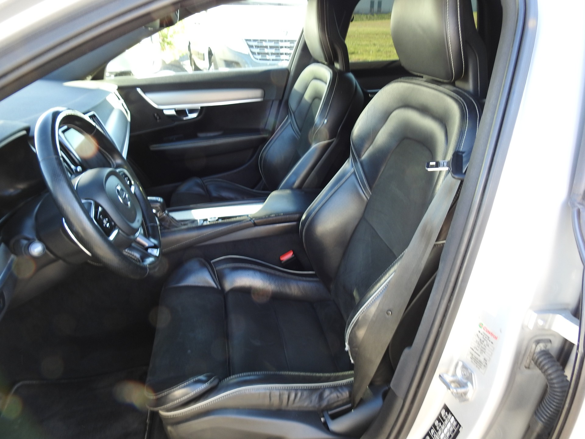 VOLVO V90 D5 AWD R-Design Geartronic Powerpulse-image-13