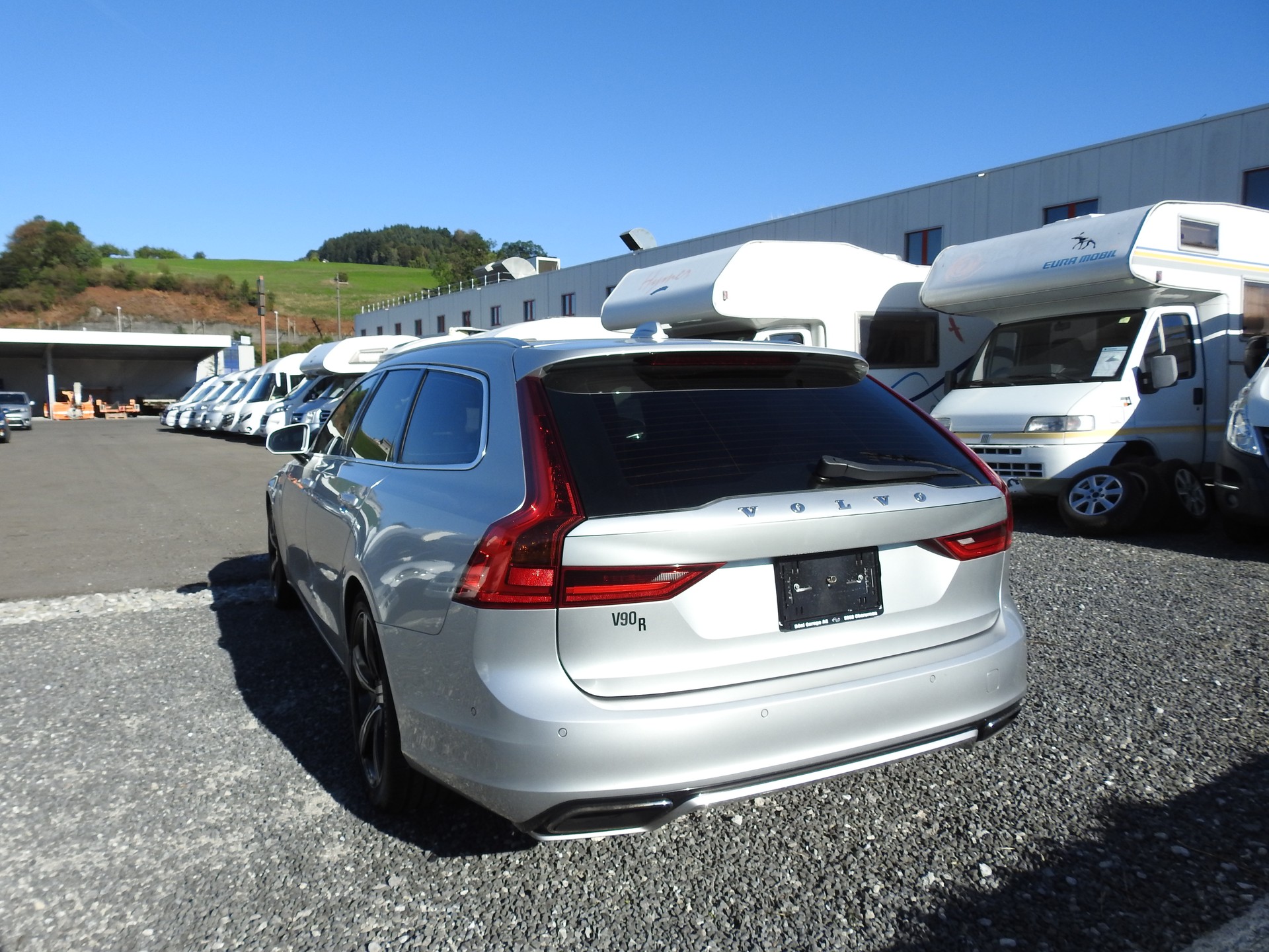 VOLVO V90 D5 AWD R-Design Geartronic Powerpulse-image-3