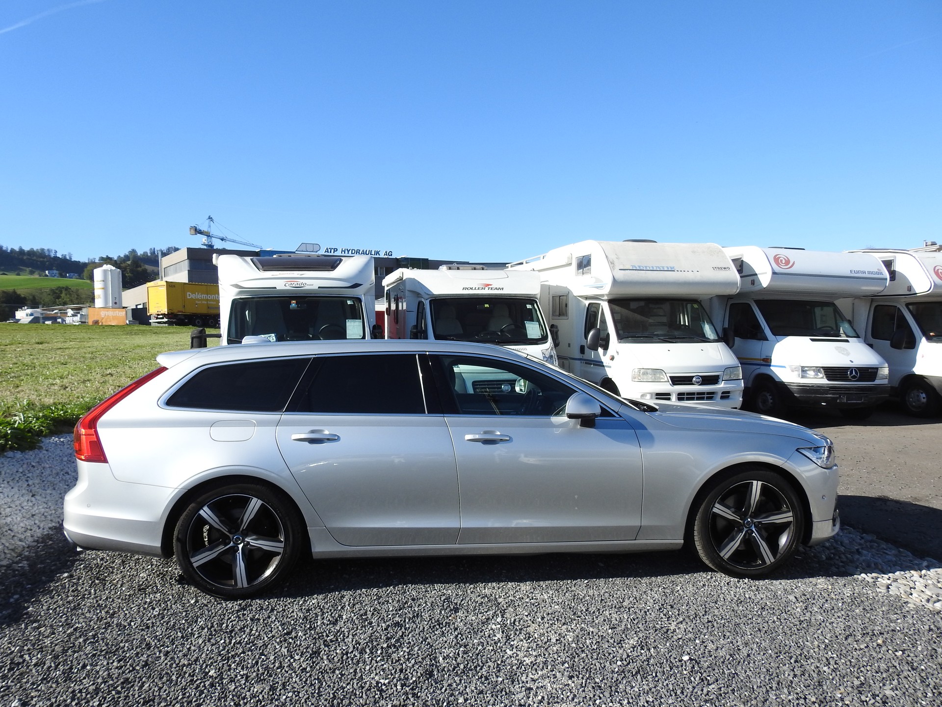 VOLVO V90 D5 AWD R-Design Geartronic Powerpulse-image-6