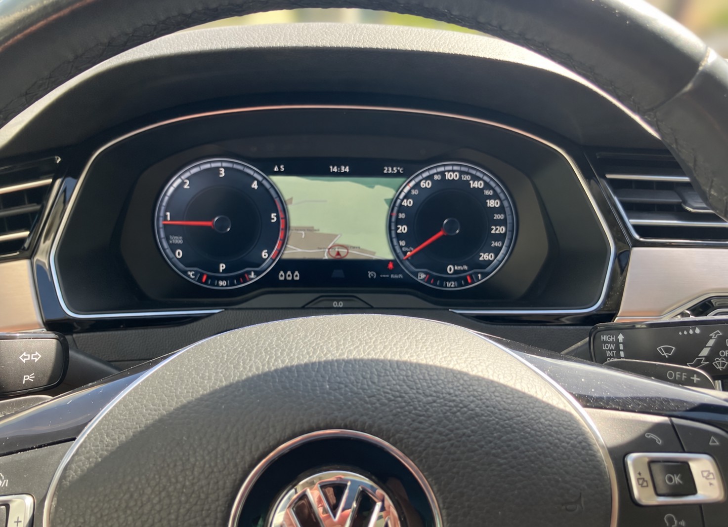 VW Passat Variant 2.0 TDI BMT High. DSG 4Motion-image-7