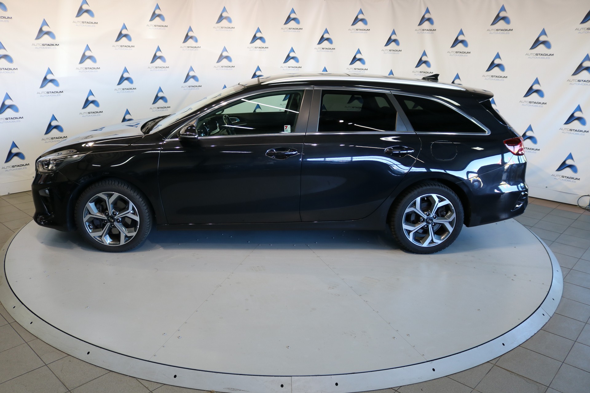 KIA Ceed Sportswagon 1.4 T-GDi Style DCT-image-14