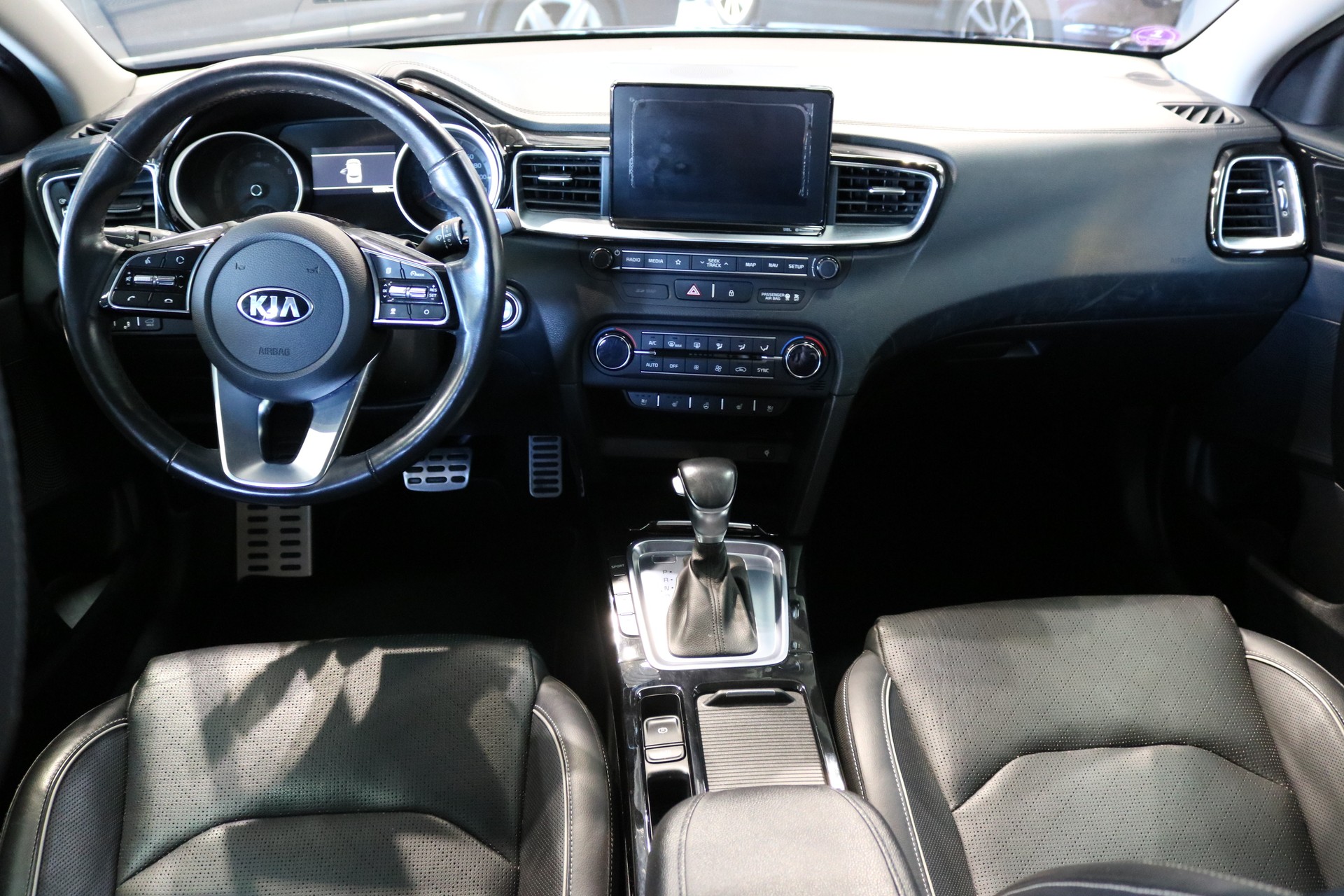 KIA Ceed Sportswagon 1.4 T-GDi Style DCT-image-1