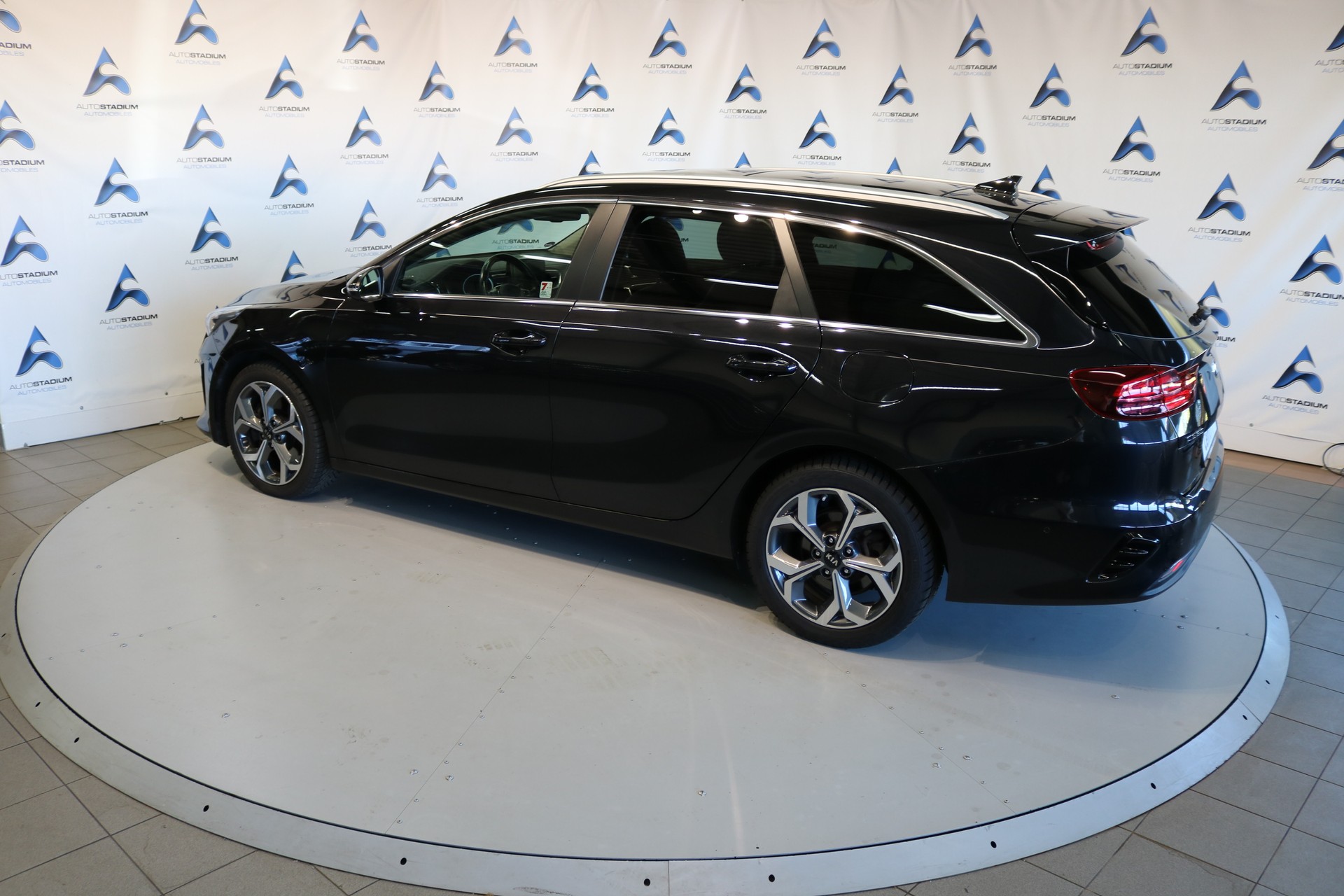 KIA Ceed Sportswagon 1.4 T-GDi Style DCT-image-16