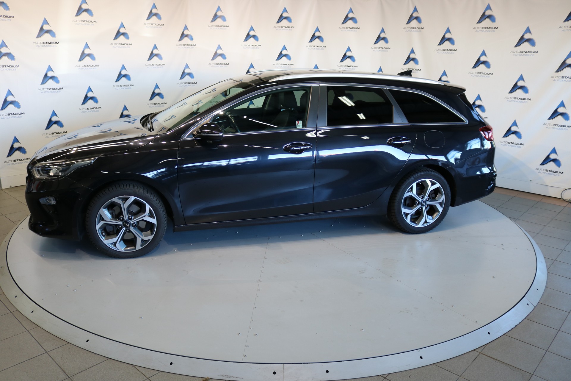 KIA Ceed Sportswagon 1.4 T-GDi Style DCT-image-13