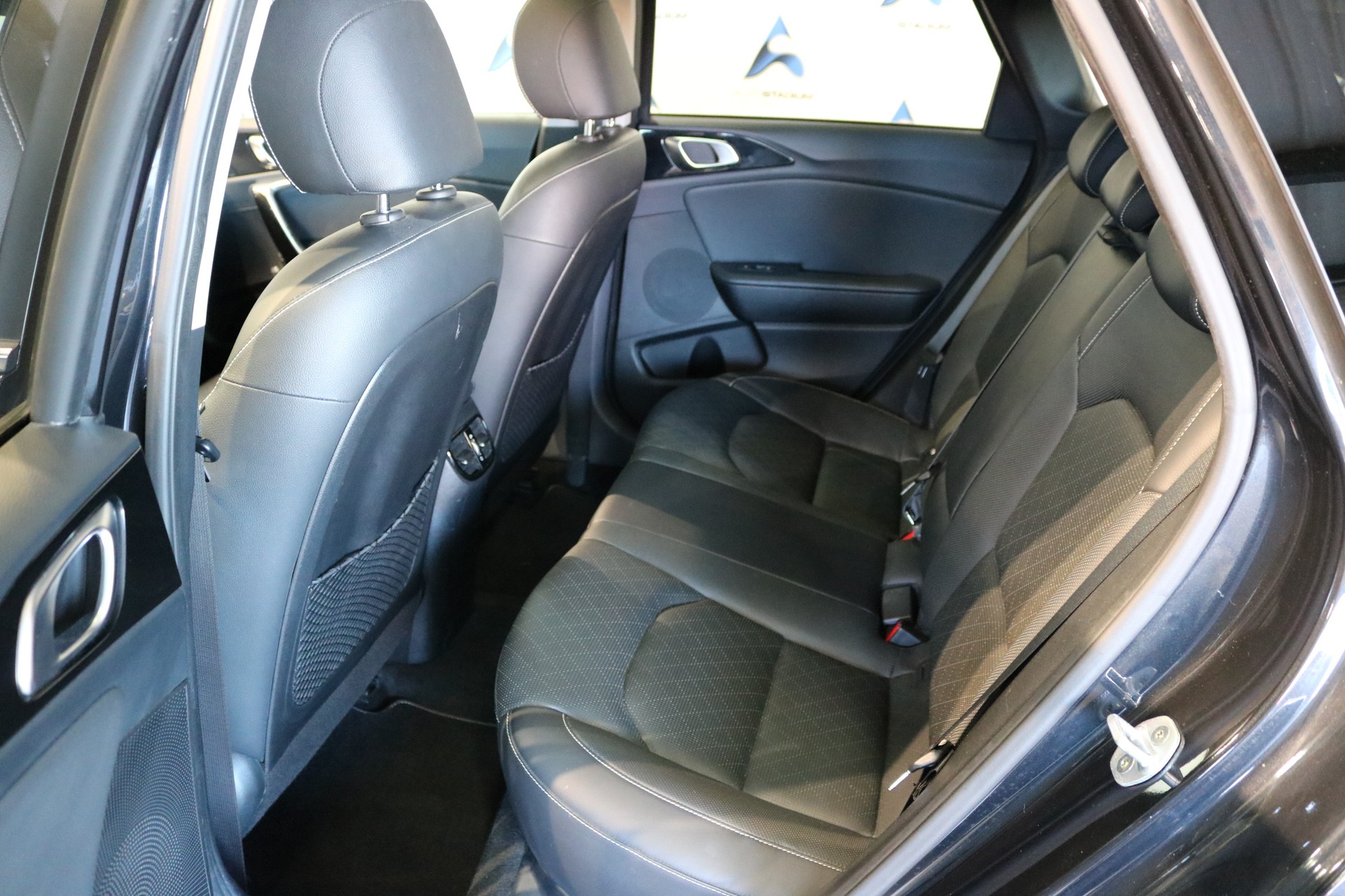KIA Ceed Sportswagon 1.4 T-GDi Style DCT-image-34
