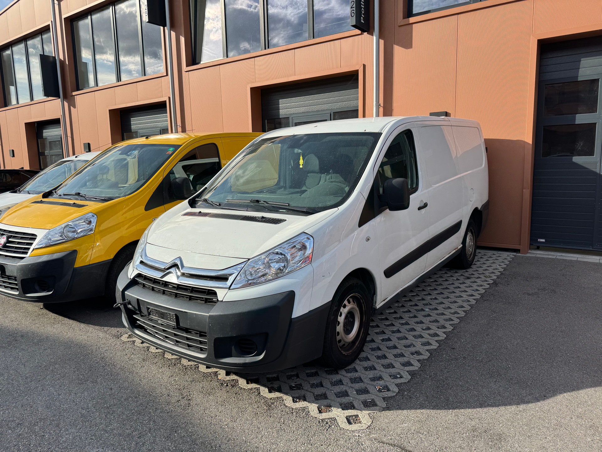 CITROEN Jumpy 2.0 HDi 12 L2H1-image-0