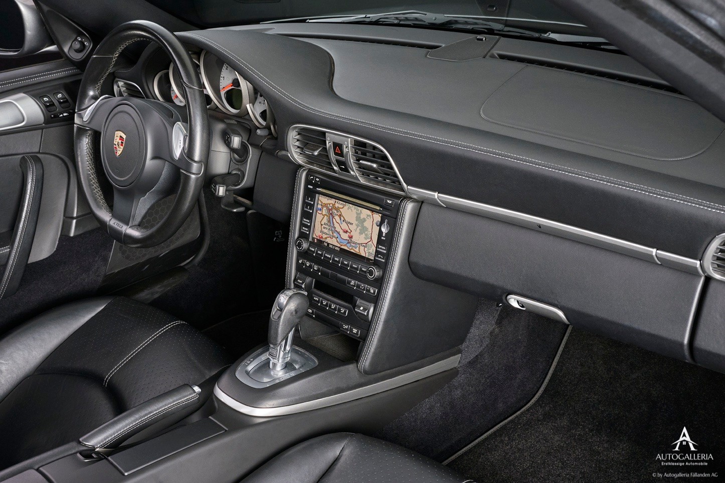 PORSCHE 911 Cabrio Carrera 4S PDK-image-9