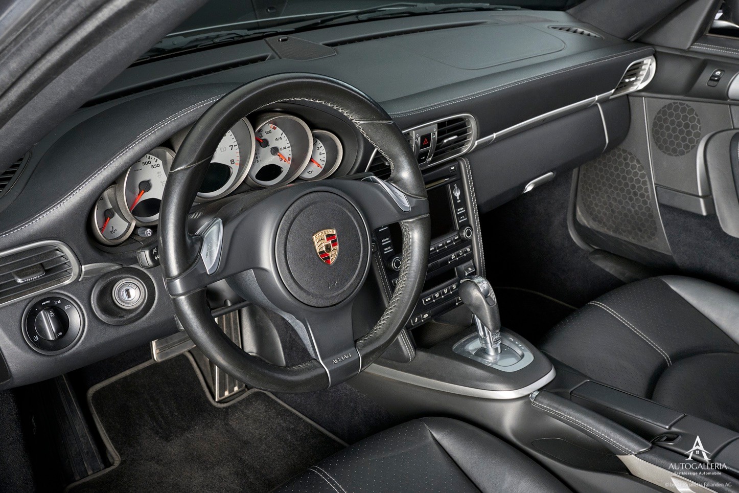 PORSCHE 911 Cabrio Carrera 4S PDK-image-8