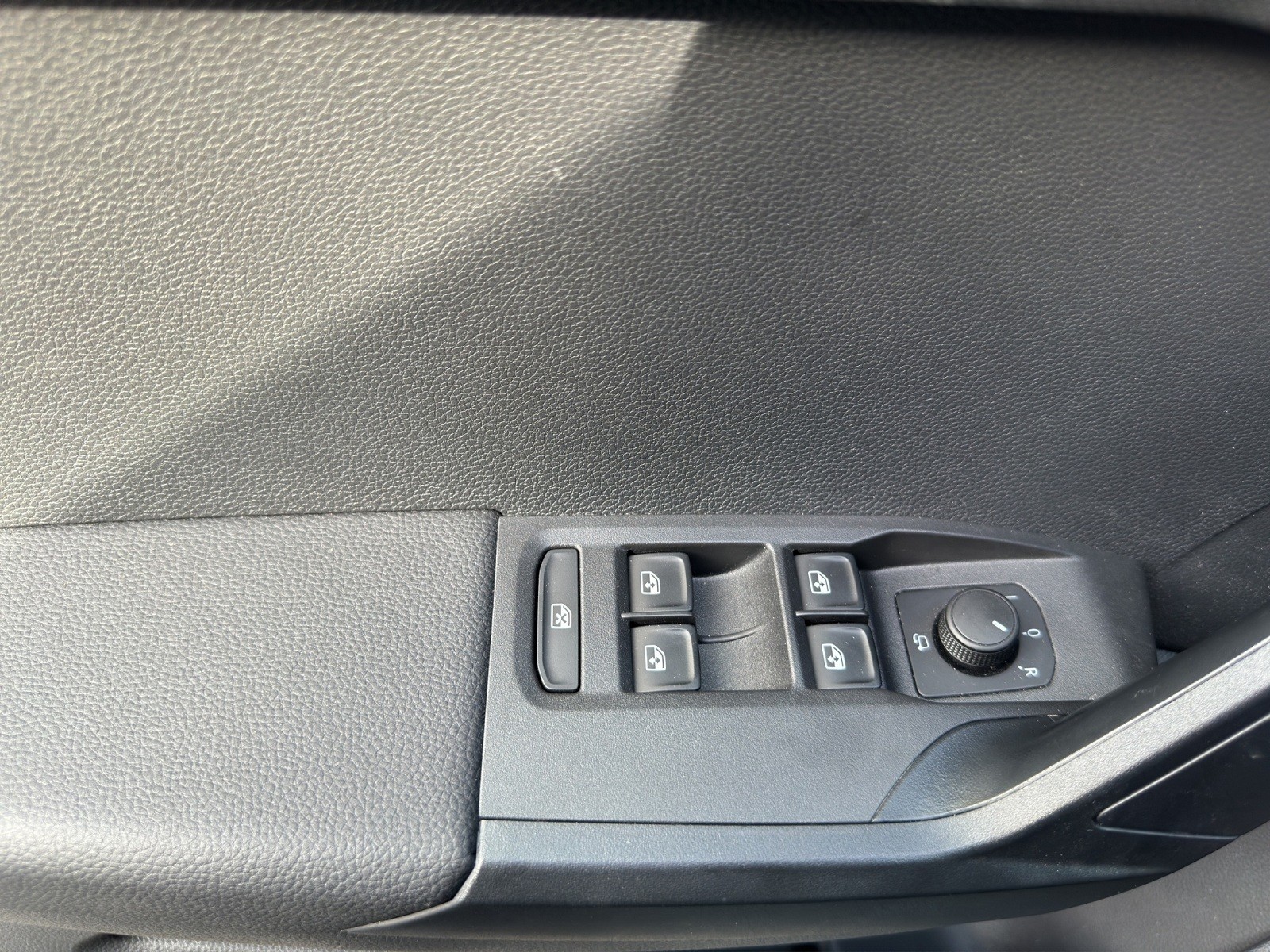 SEAT Ibiza 1.0 EcoTSI Move DSG-image-11