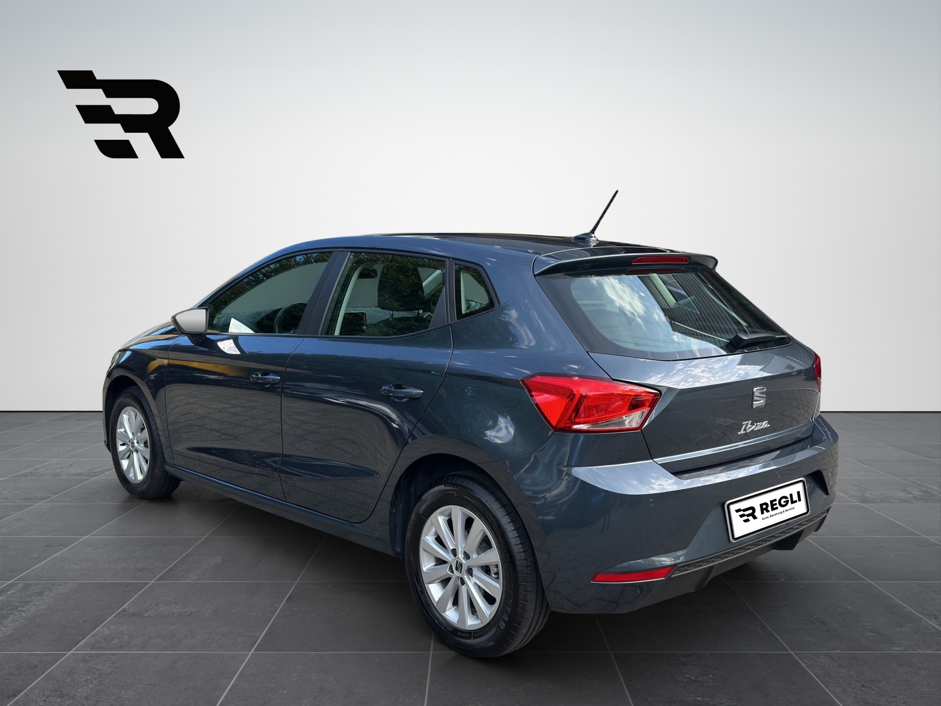 SEAT Ibiza 1.0 EcoTSI Move DSG-image-2