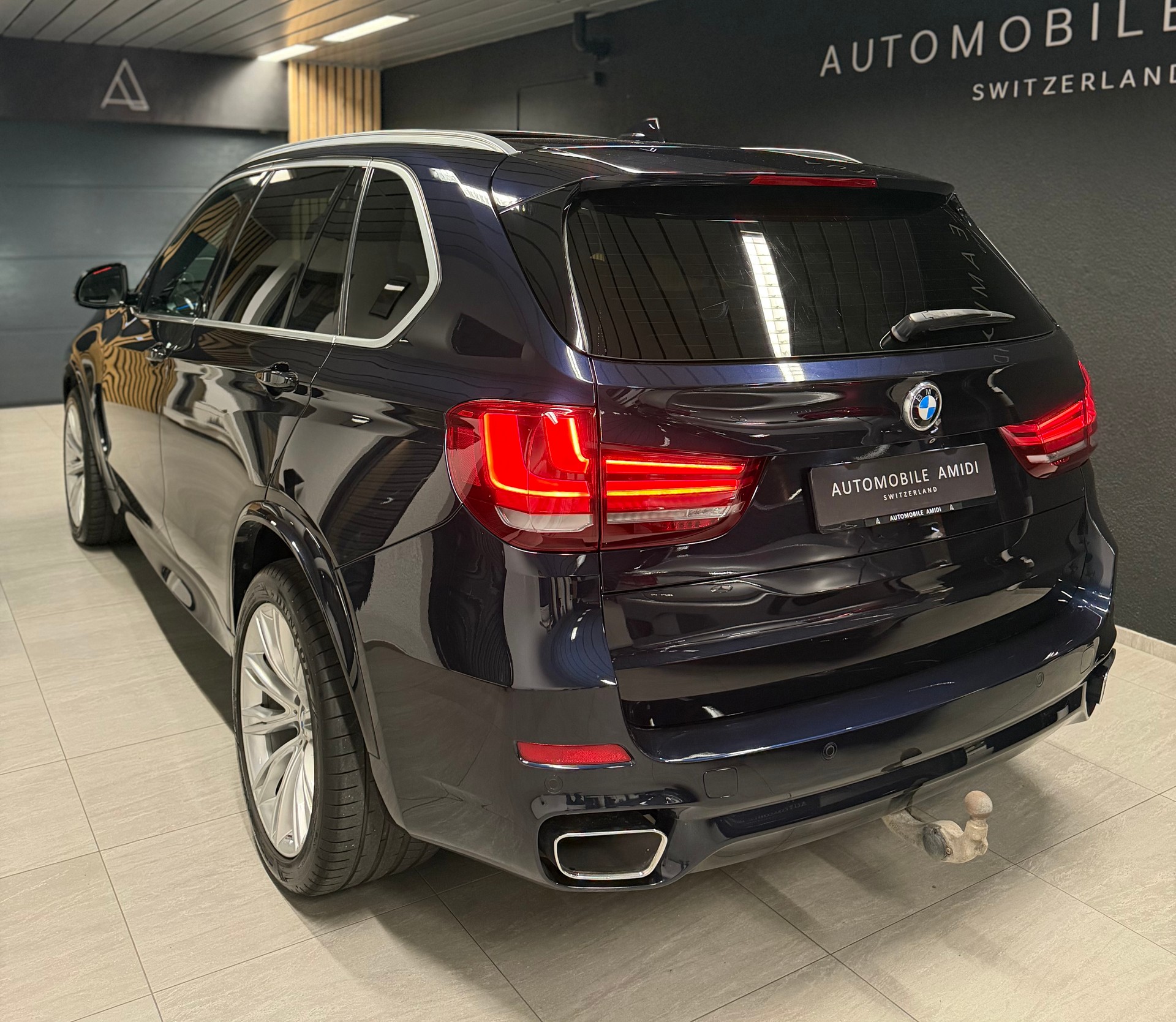 BMW X5 xDrive 40d Steptronic-image-2
