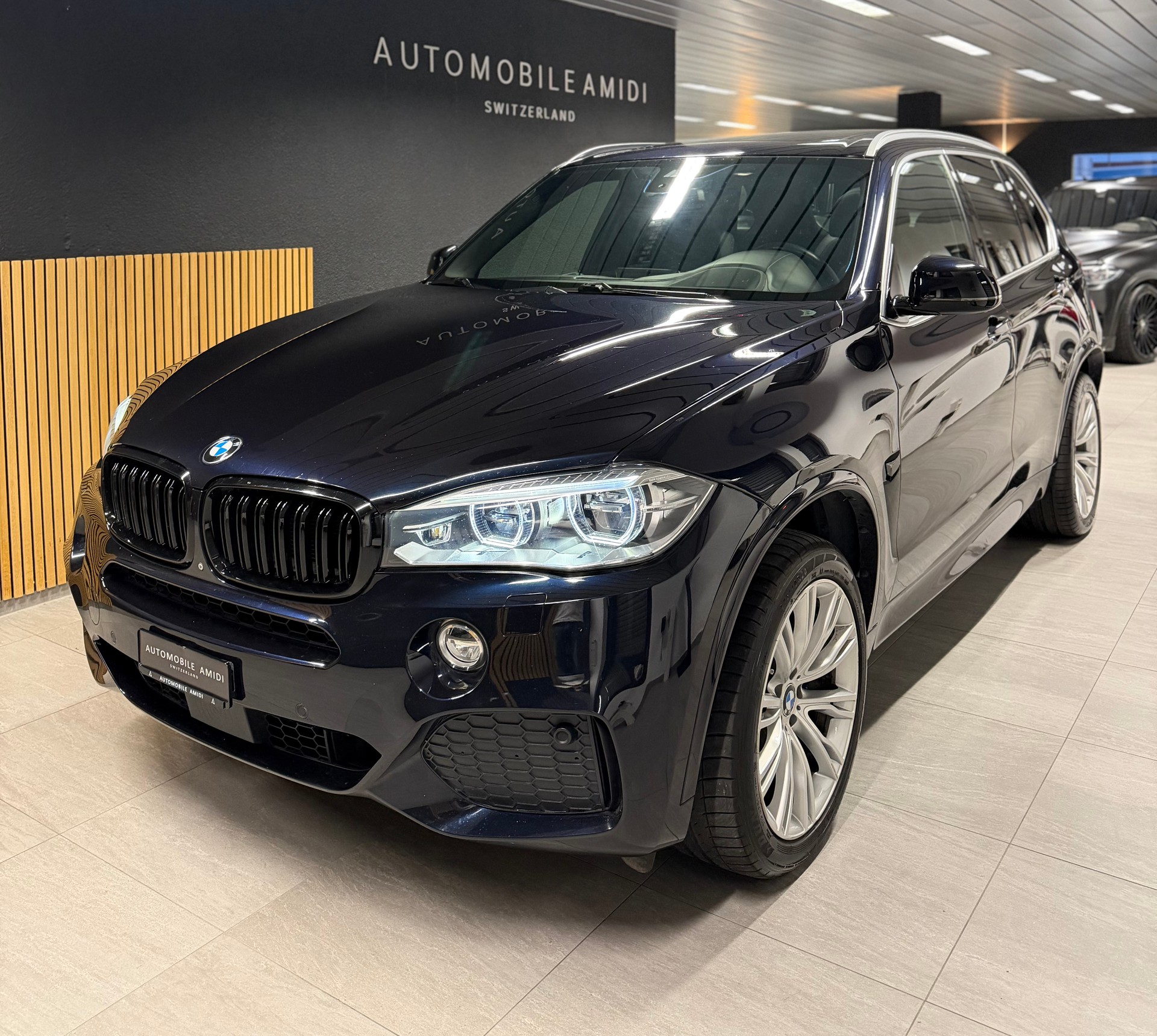 BMW X5 xDrive 40d Steptronic-image-0