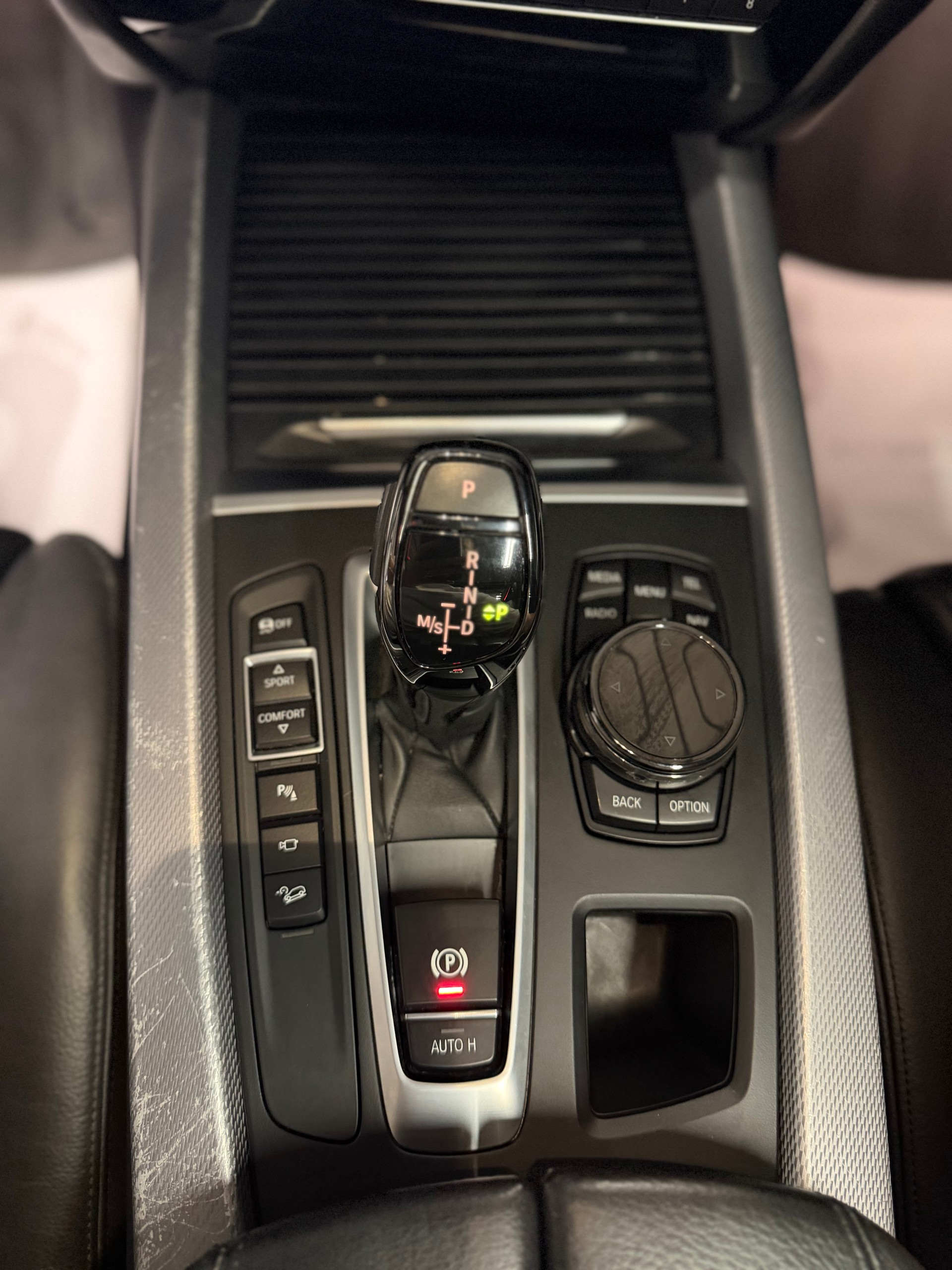 BMW X5 xDrive 40d Steptronic-image-13