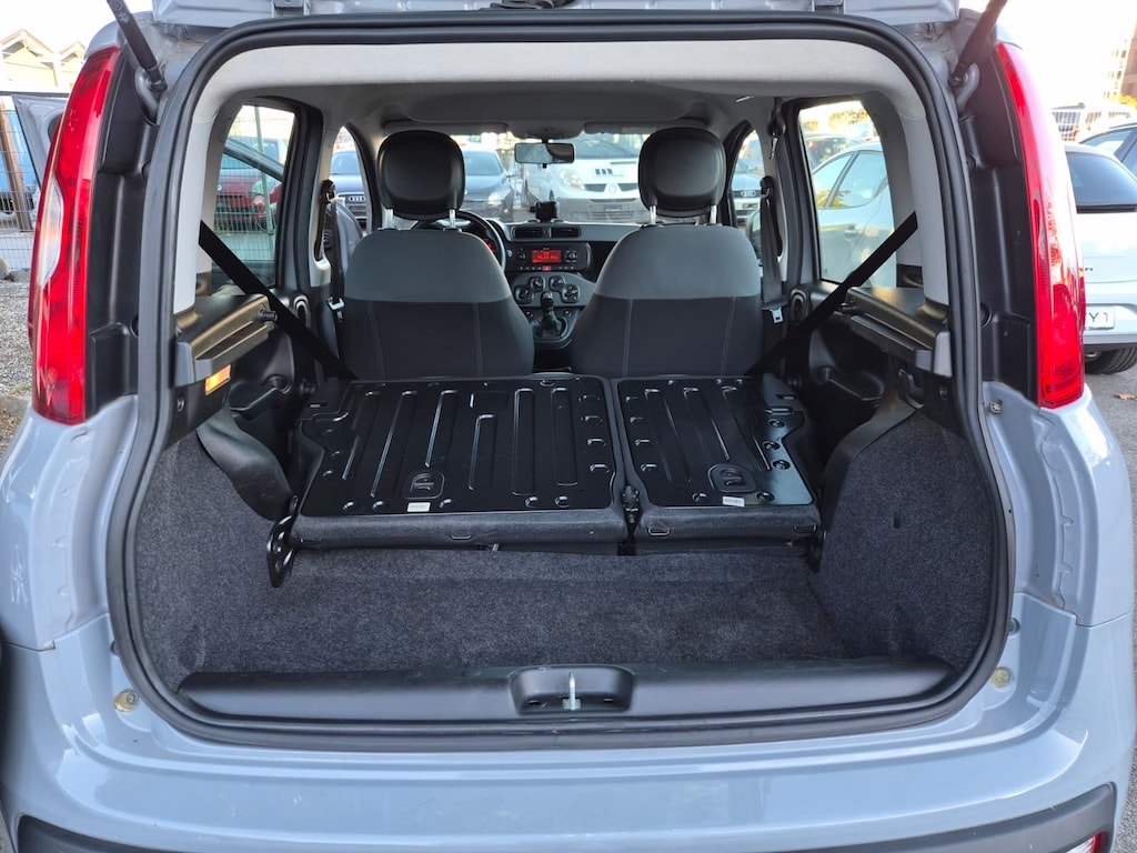 FIAT Panda 1.2 Lounge 5-Plätzer-image-14