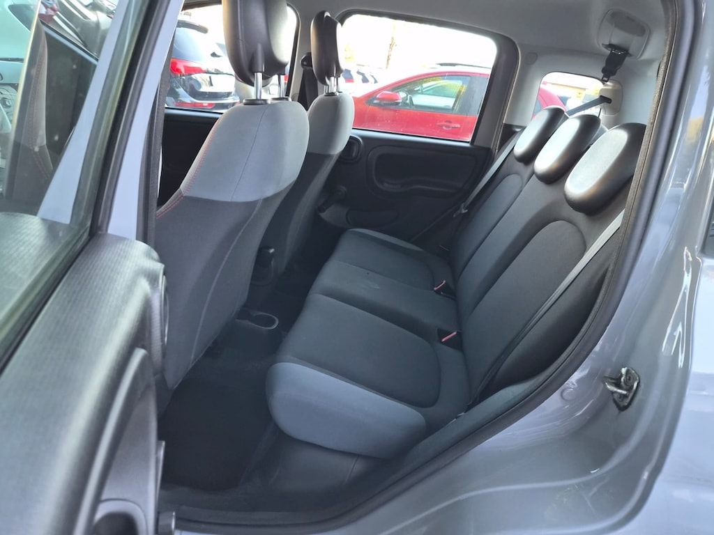FIAT Panda 1.2 Lounge 5-Plätzer-image-8