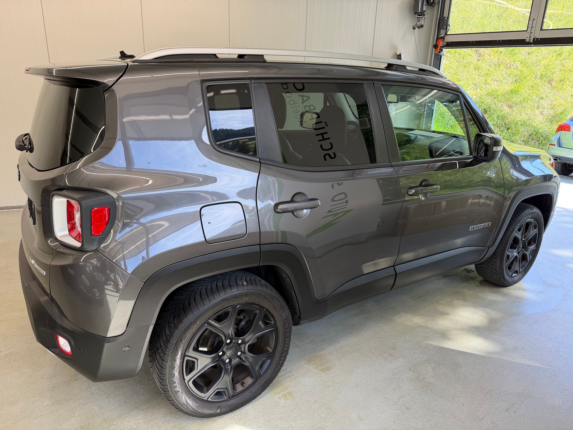 JEEP Renegade 1.4 Turbo Limited AWD-image-2