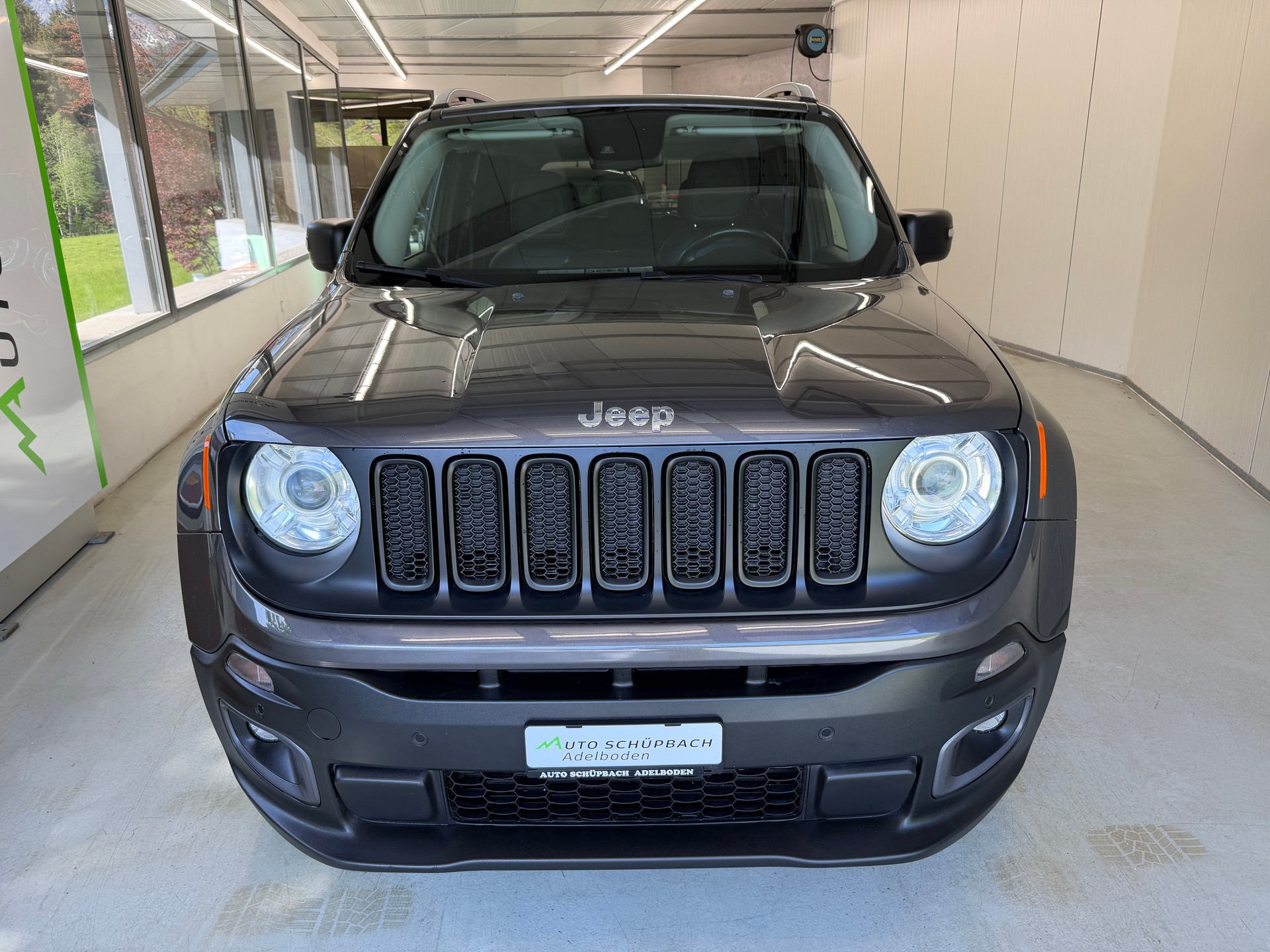 JEEP Renegade 1.4 Turbo Limited AWD-image-9