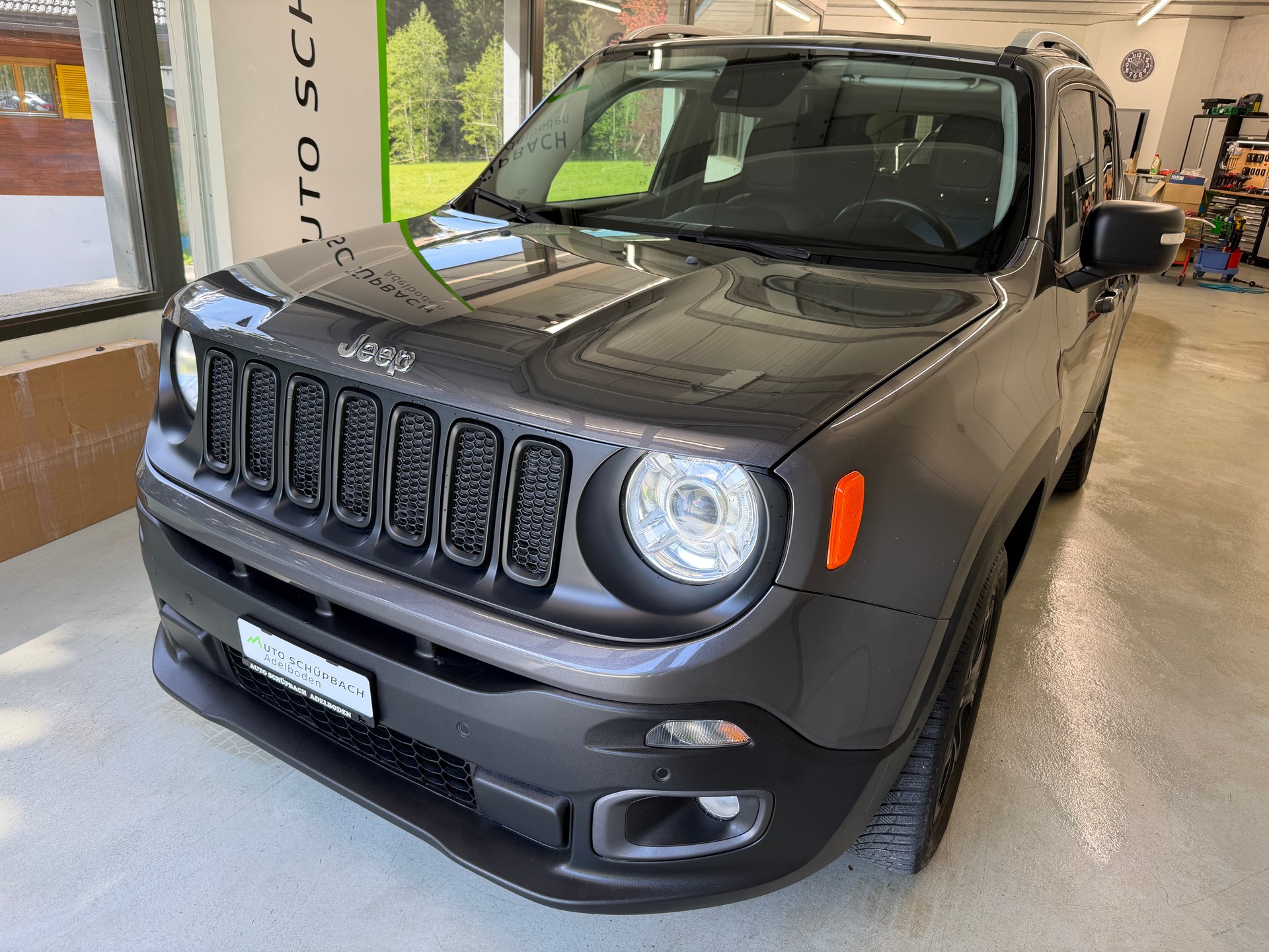 JEEP Renegade 1.4 Turbo Limited AWD-image-8