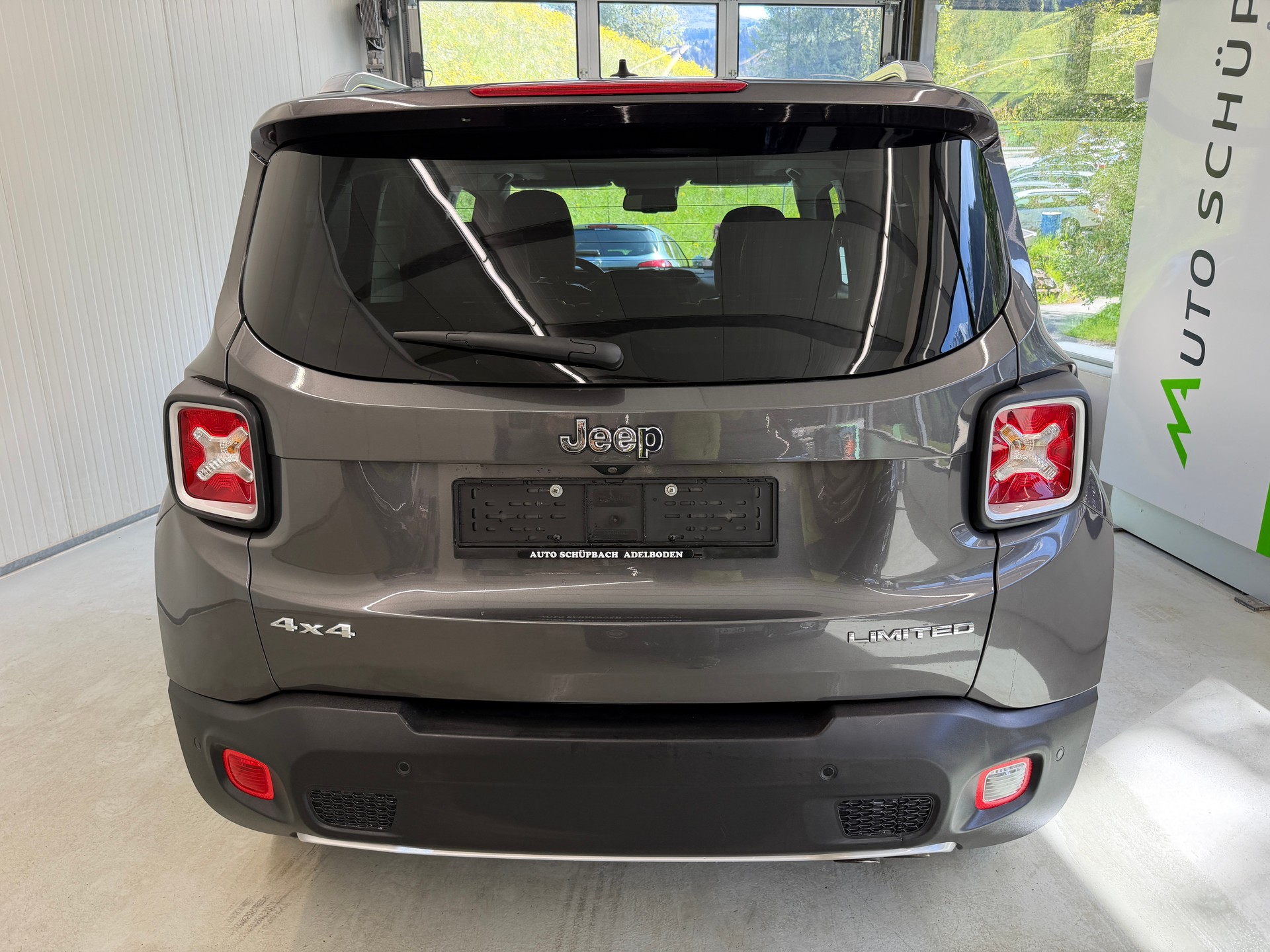 JEEP Renegade 1.4 Turbo Limited AWD-image-4