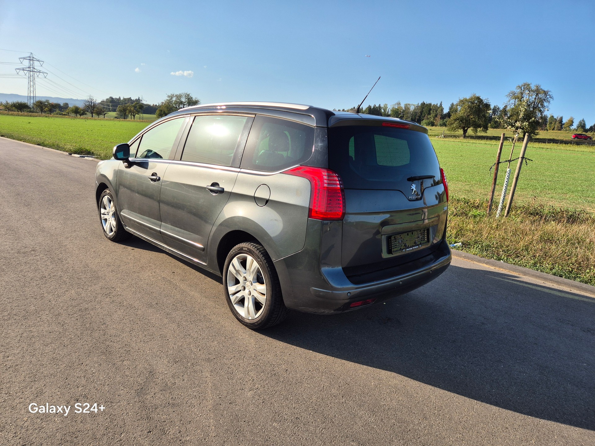 PEUGEOT 5008 1.6 16V T Style Tiptronic-image-6