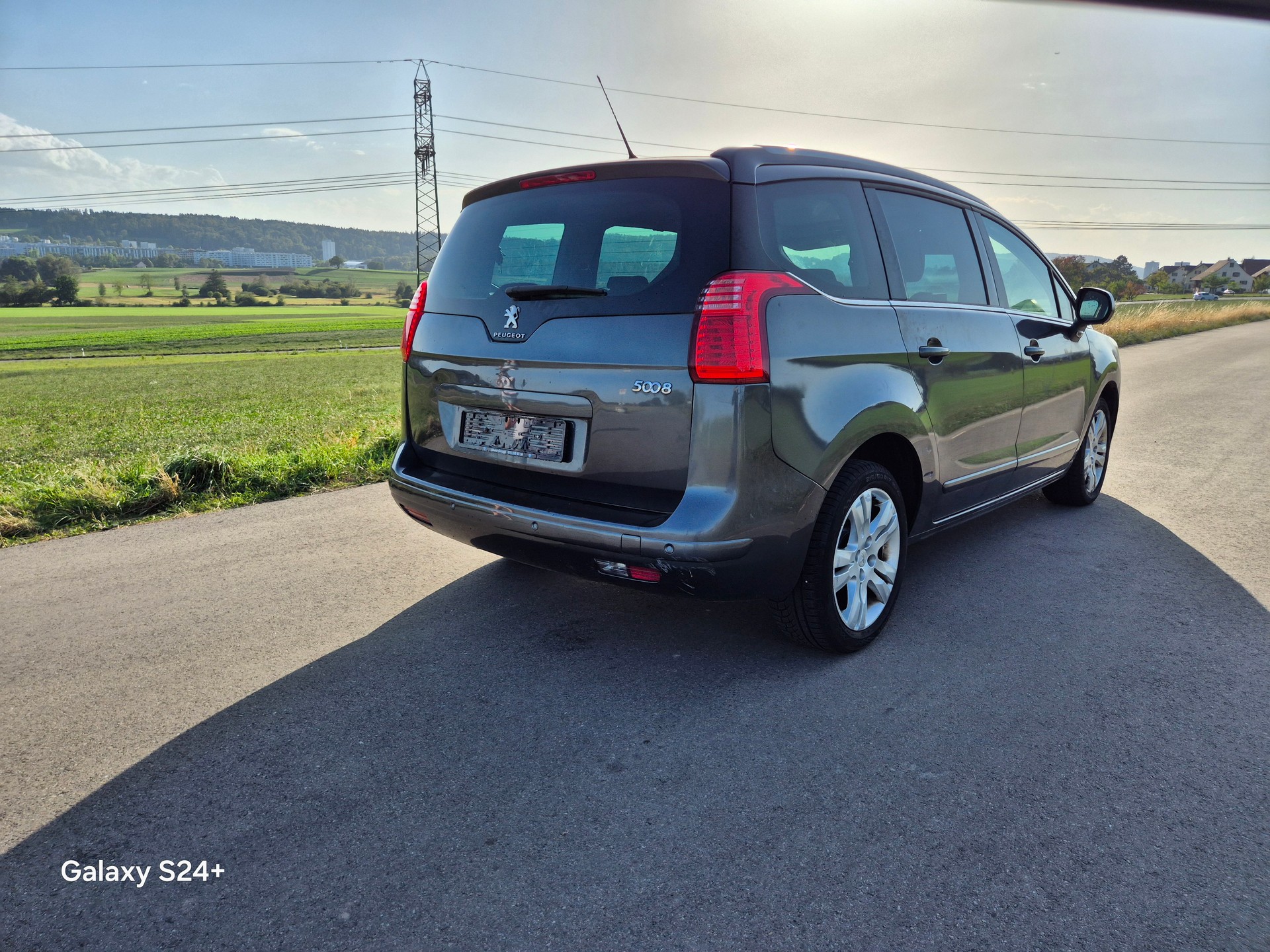 PEUGEOT 5008 1.6 16V T Style Tiptronic-image-4
