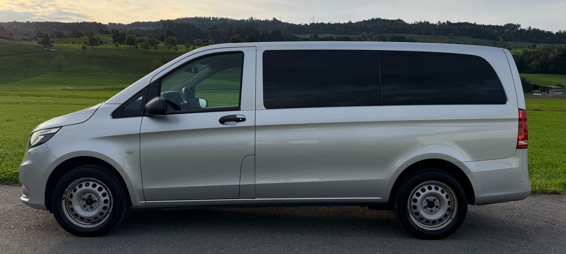 MERCEDES-BENZ Vito 116 CDI Lang Select Tourer 4Matic 9G-Tronic-image-2